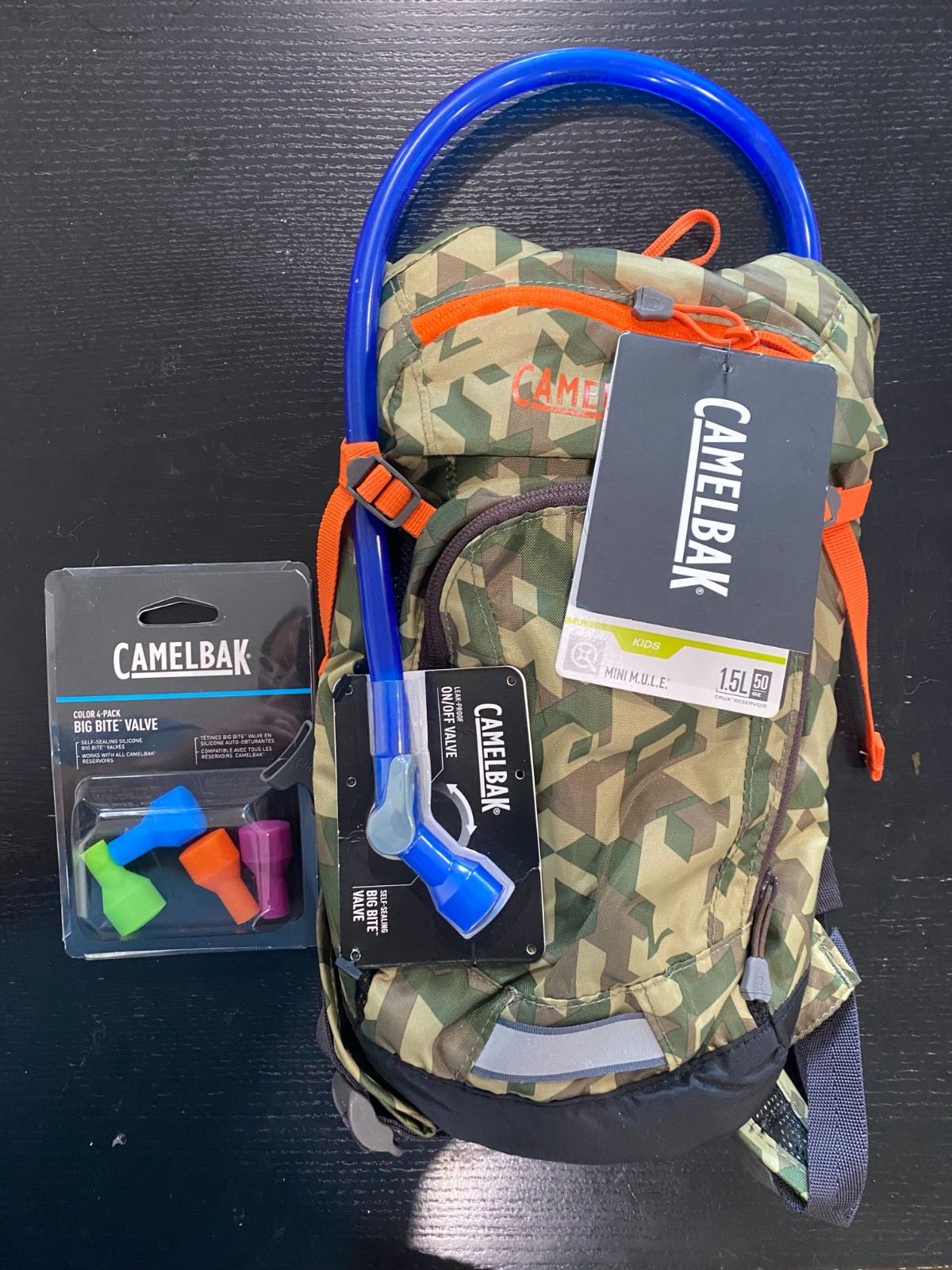 Camelbak Mini Mule Kids Hydration Backpack 1.5L (50oz) Camo W/bladder Sys/Valves
