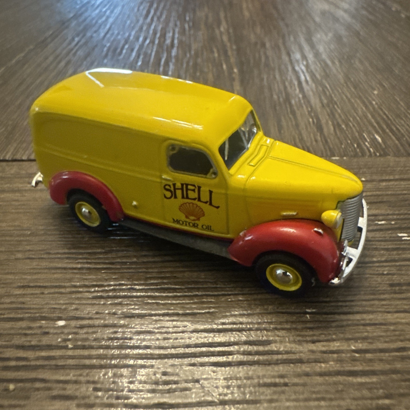 1939 \'39 CHEVY PANEL VAN - SHELL MOTOR OIL - S SCALE DIE-CAST 1939 \'39 CHEVY PANEL VAN - SHELL MOTOR OIL - S SCALE DIE-CAST