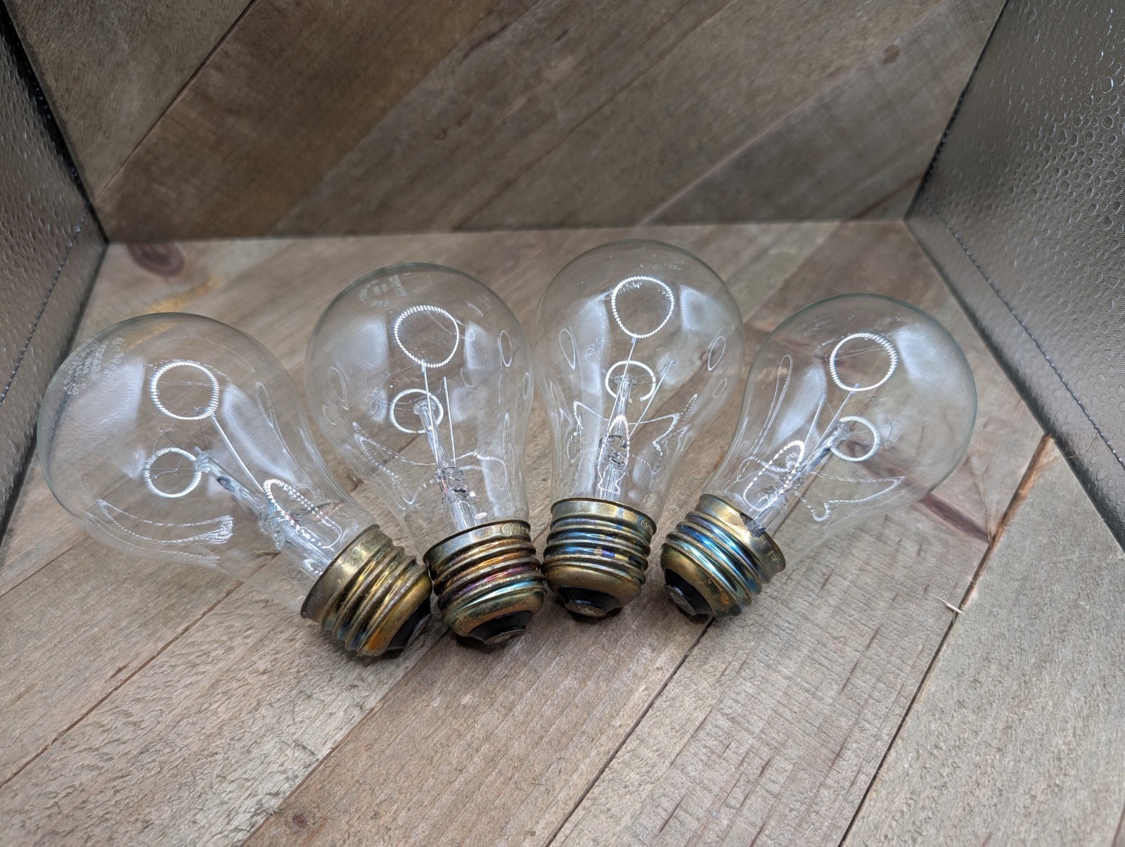 Vintage Incandescent Satco LR58060 60W 130V A19 580 Lumens 2500 Hrs - 4 bulbs Vintage Incandescent Satco LR58060 60W 130V A19 580 Lumens 2500 Hrs - 4 bulbs