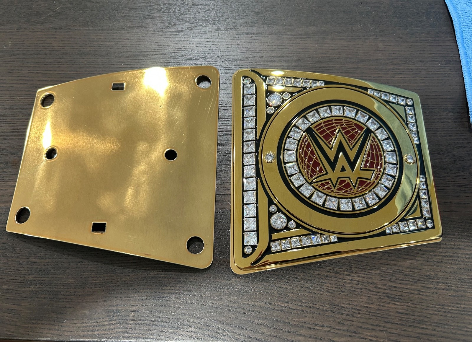 WWE Side baseplates for Network Logo Belts, world heavyweight, new undisputed