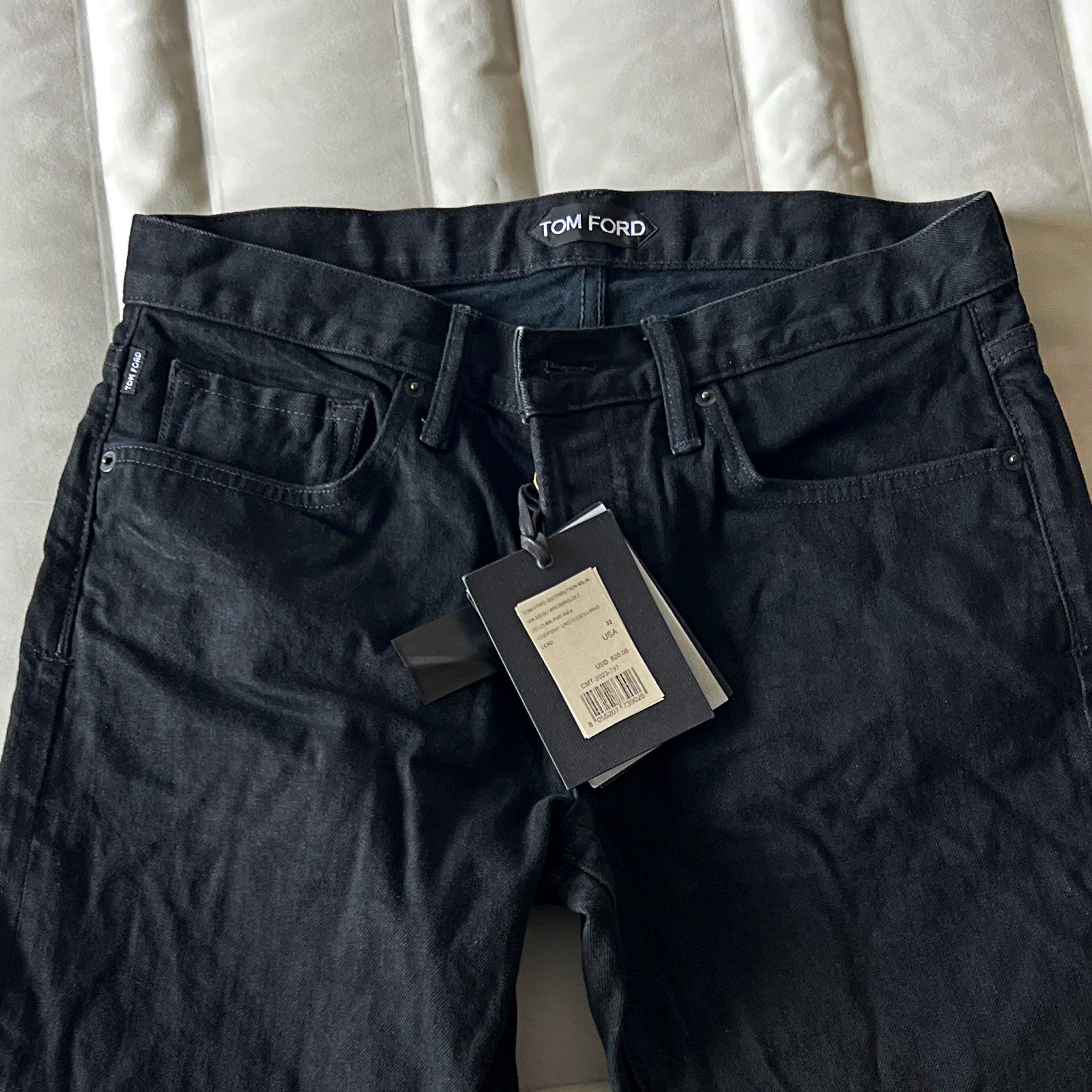 Tom Ford Men\'s Black Dark Wash Denim Jeans Slim Fit Straight Leg 5-Pocket