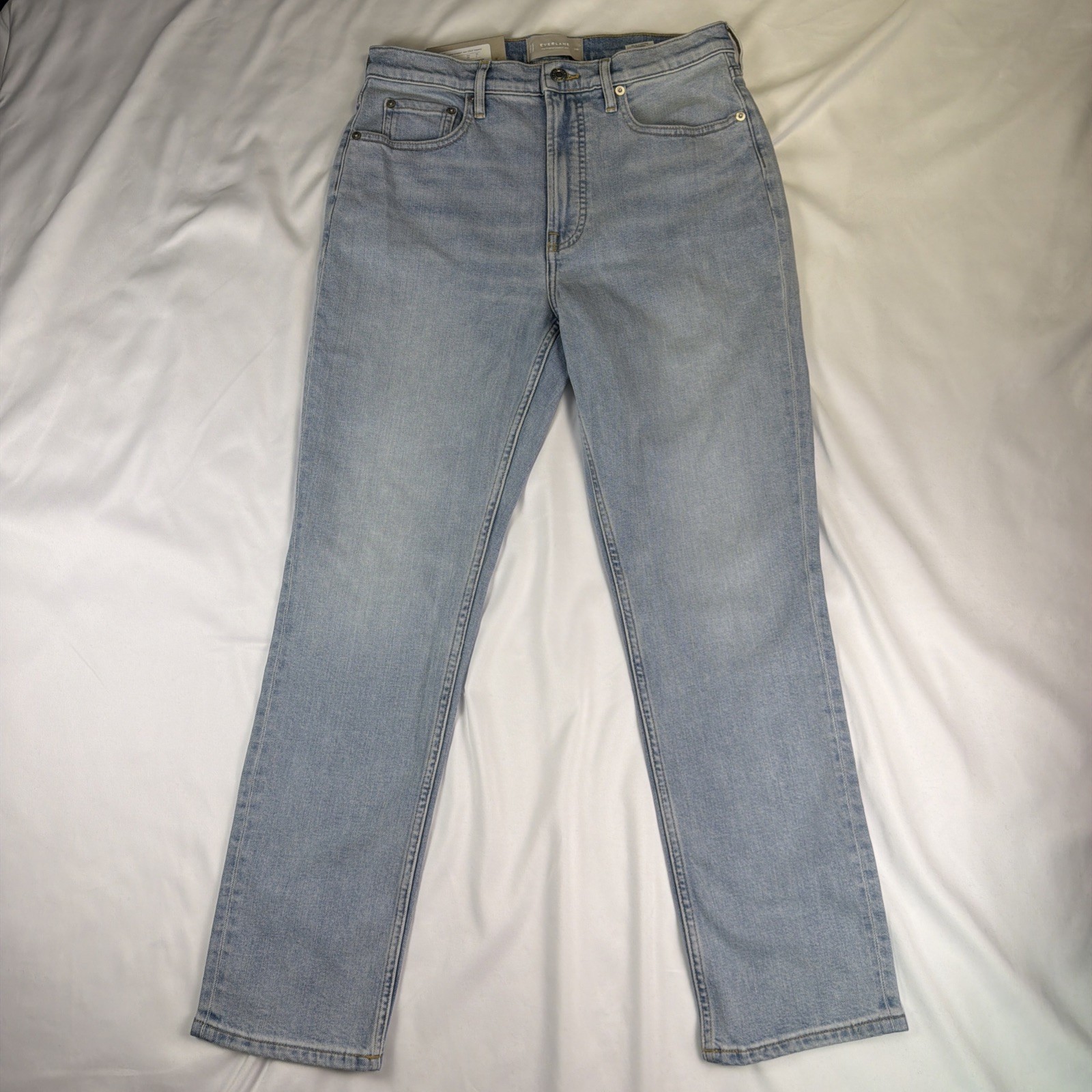 NWT Everlane The Original Cheeky Jean - Straight Fit - Size 29 (28.5 Inseam) NWT Everlane The Original Cheeky Jean - Straight Fit - Size 29 (28.5 Inseam)