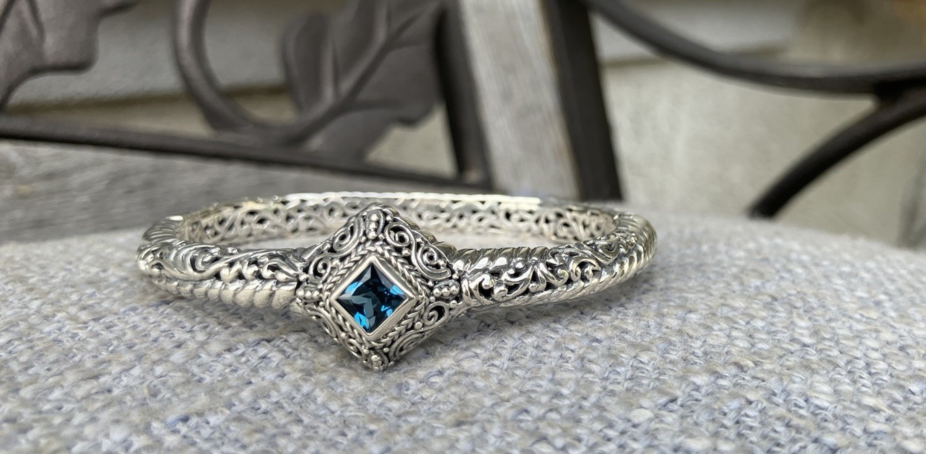 Sarda’s 925 SS London Blue Topaz Tree Of Live Bangle Bracelet 
