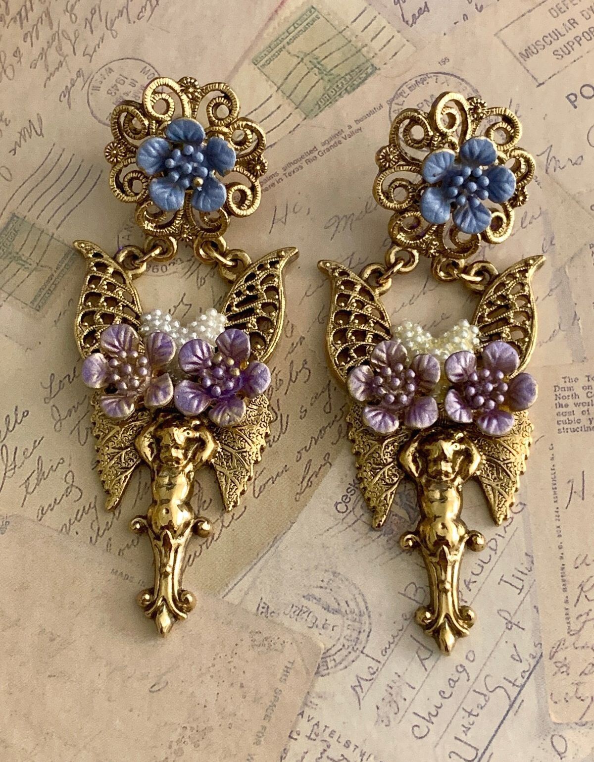 Stunning Vintage 1928 Jewelry  victorian revival Ornate Cherub & Floral Earrings
