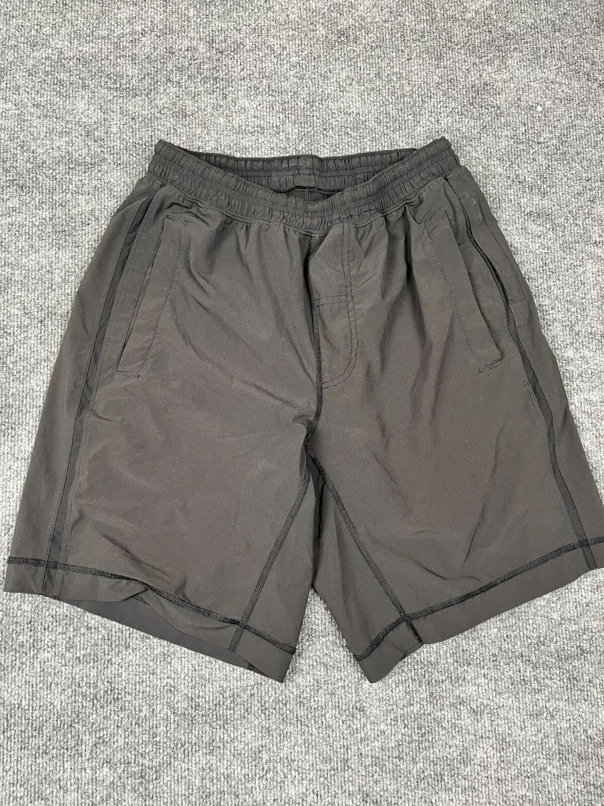 Lululemon Men\'s Lined Black Athletic Short No size Tag Size S?