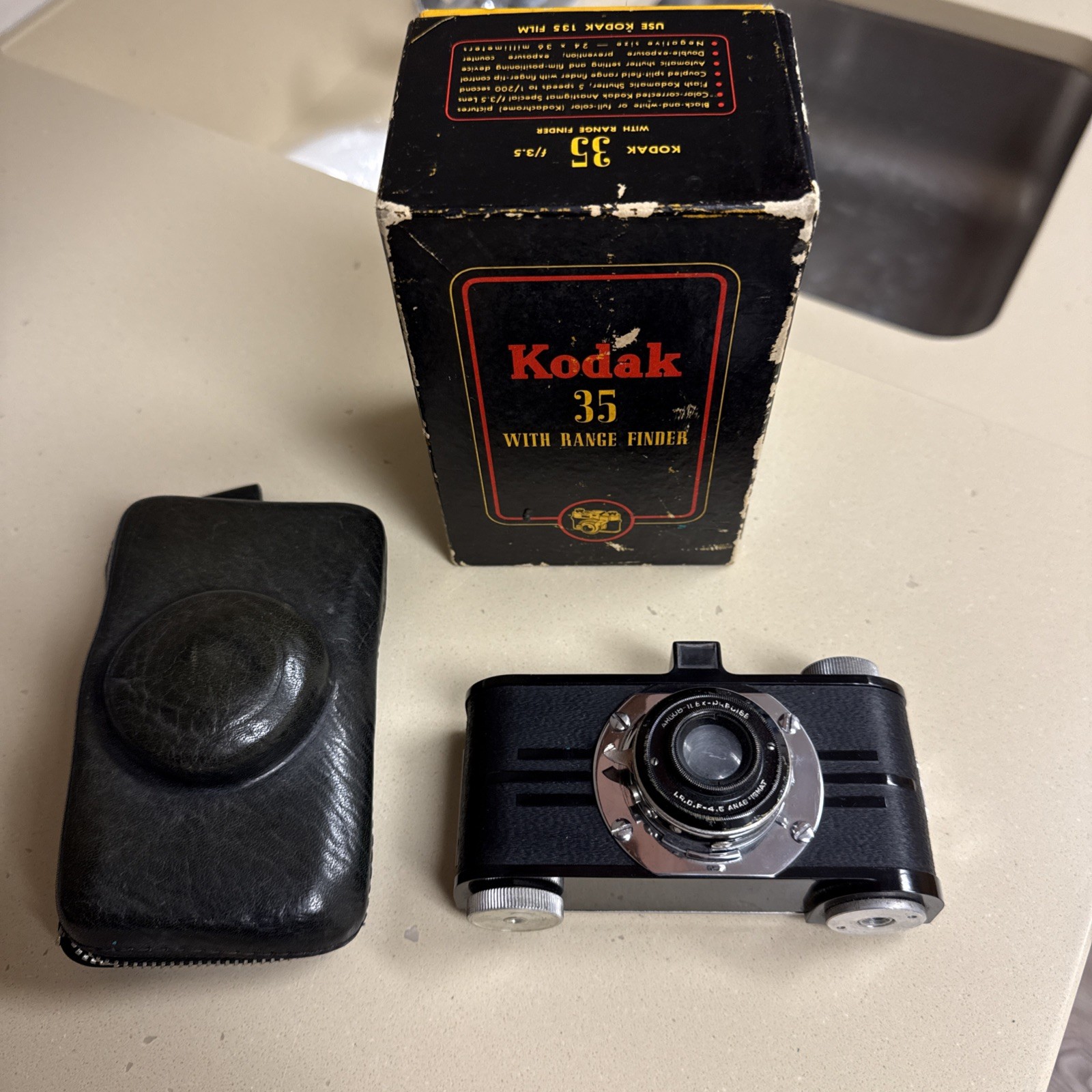 Argus Model A 35mm Camera Anastigmat W/f-4.5 Lens w/ OG Leather Case &box 1940s Argus Model A 35mm Camera Anastigmat W/f-4.5 Lens w/ OG Leather Case &box 1940s