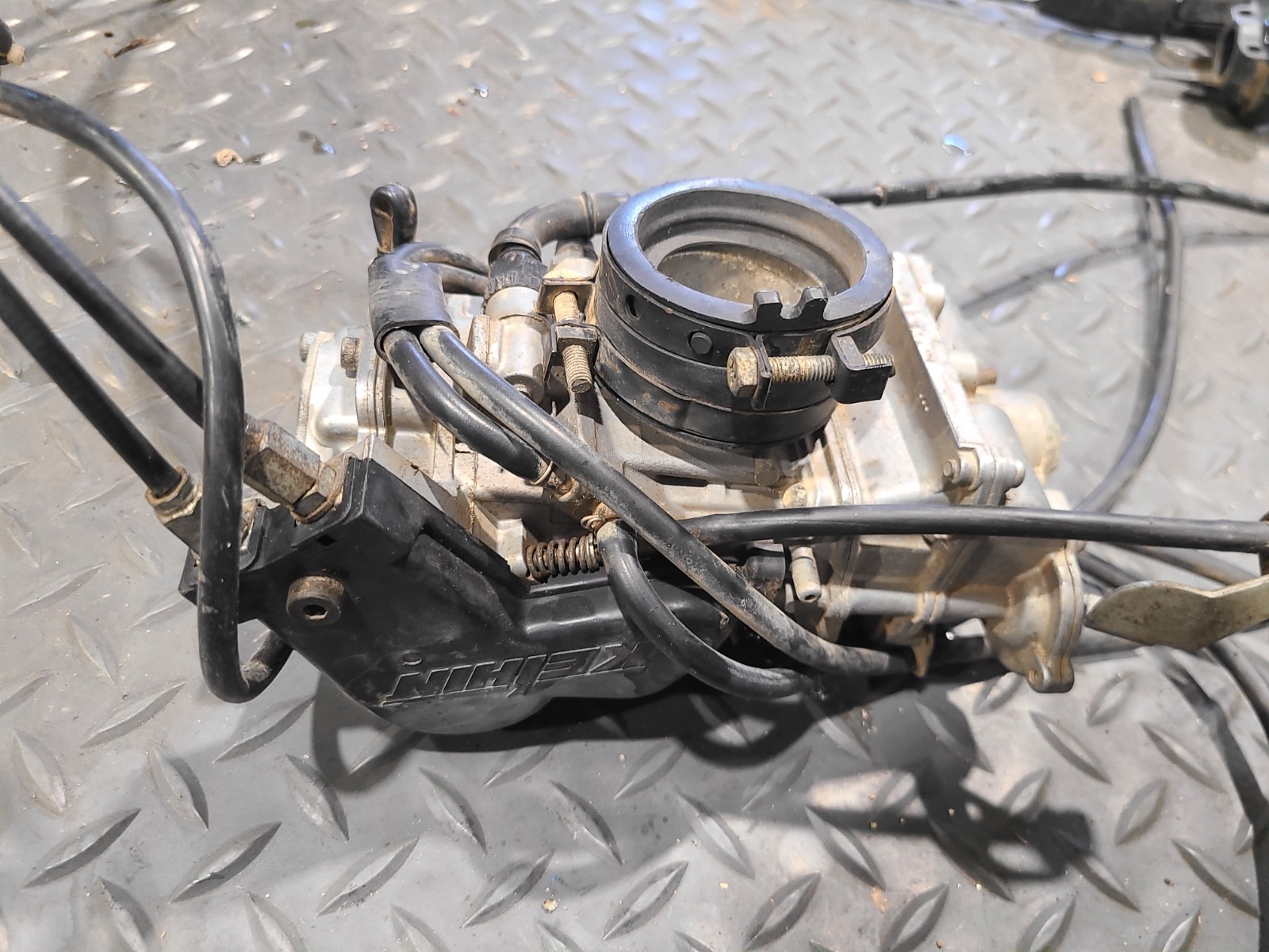 2005 - 2007 Honda CRF250R CARB CARBURETOR KEIHIN FLAT 2005 - 2007 Honda CRF250R CARB CARBURETOR KEIHIN FLAT
