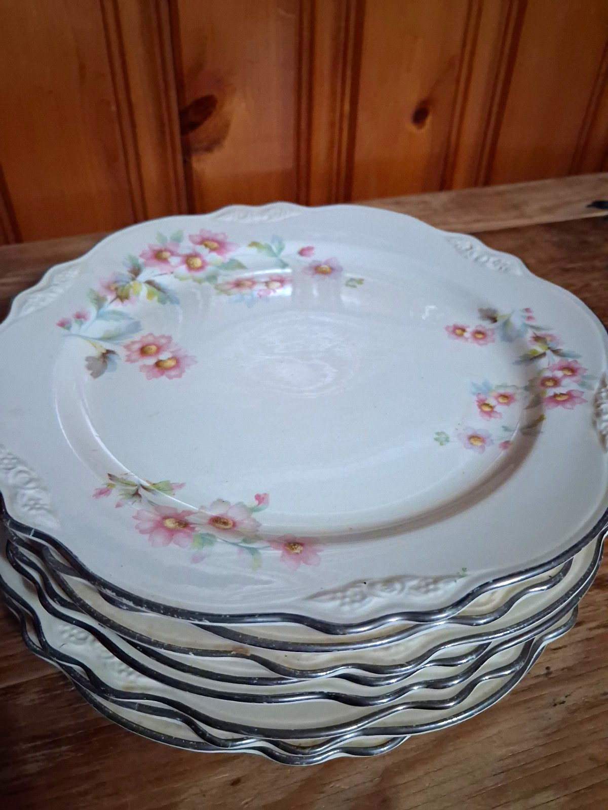 VINTAGE HOMER LAUGHLIN PLATES