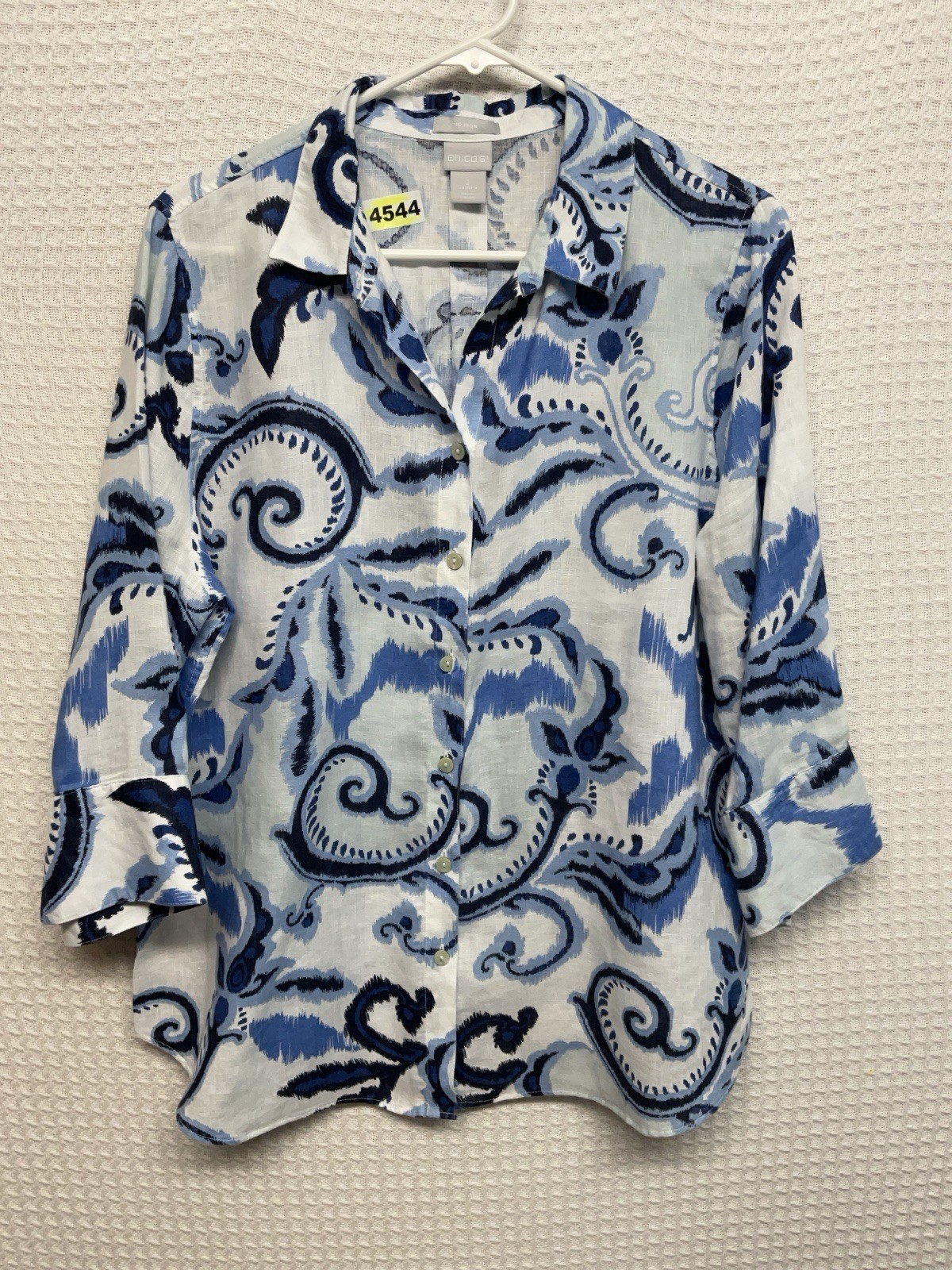 Chico\'s No Iron Linen Button Down Shirt Blouse Size 2/L 3/4 Sleeve Blue Paisley