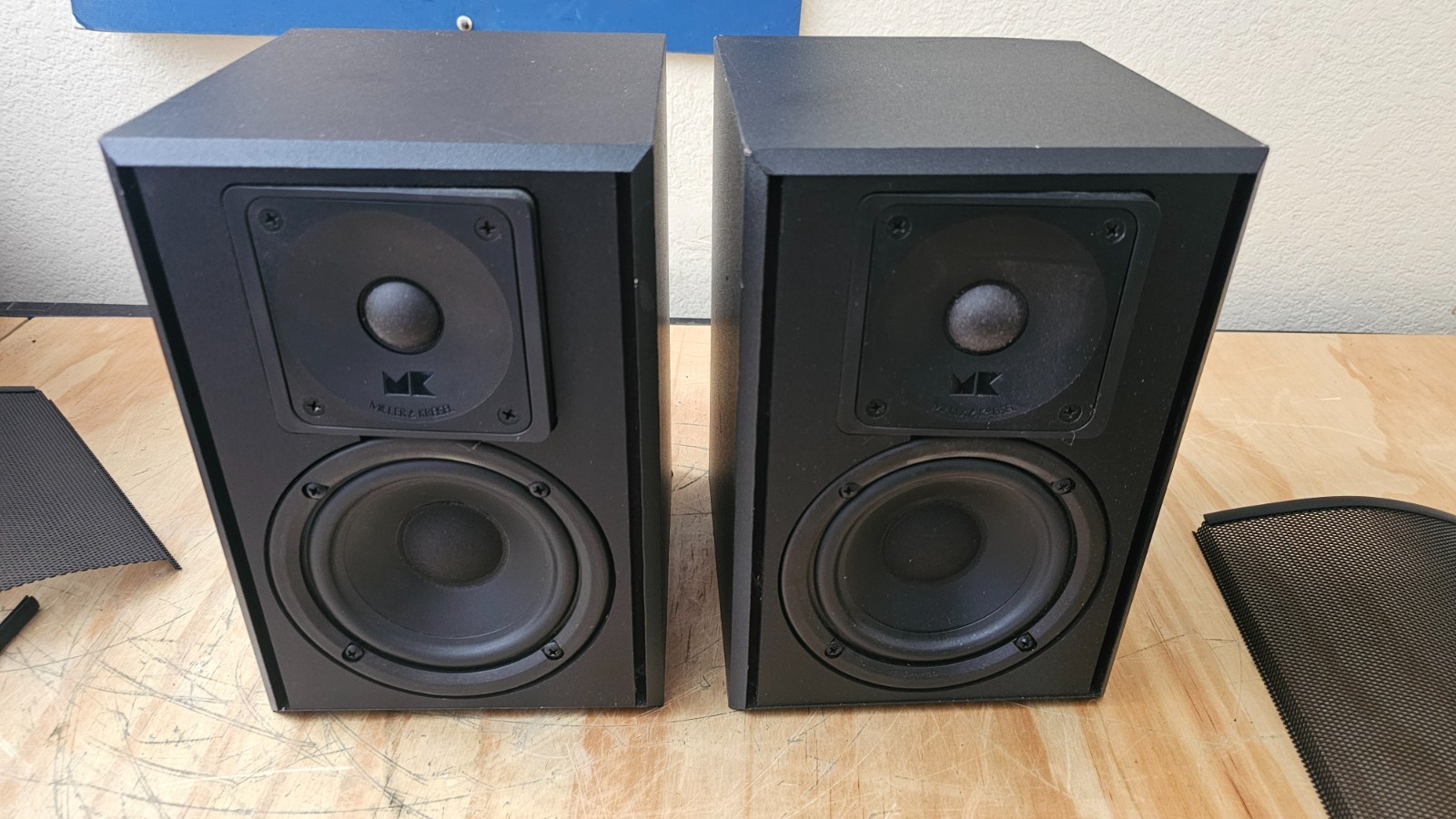 Miller & Kreisel M&K Surround 550THX Speakers  parts repair or restoration