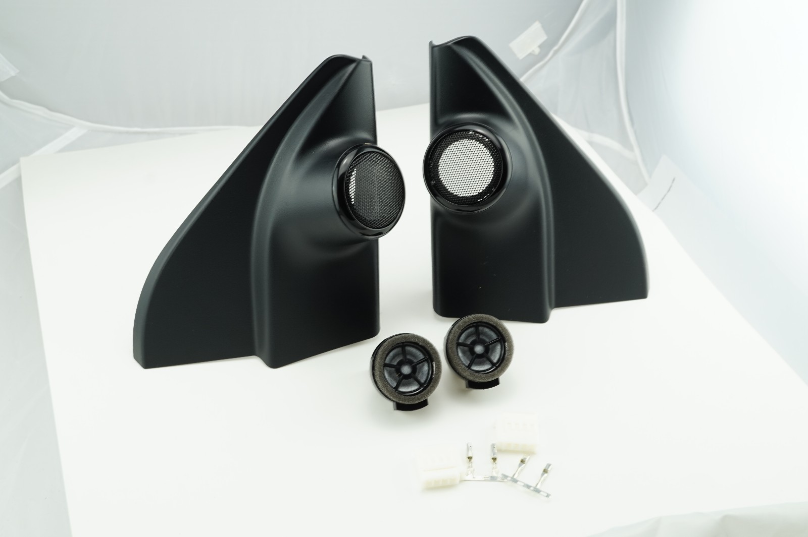 GENUINE 2X20W TWEETER SPEAKERS WITH COVER LH+RH FOR TOYOTA NEW FORTUNER 2015-16 