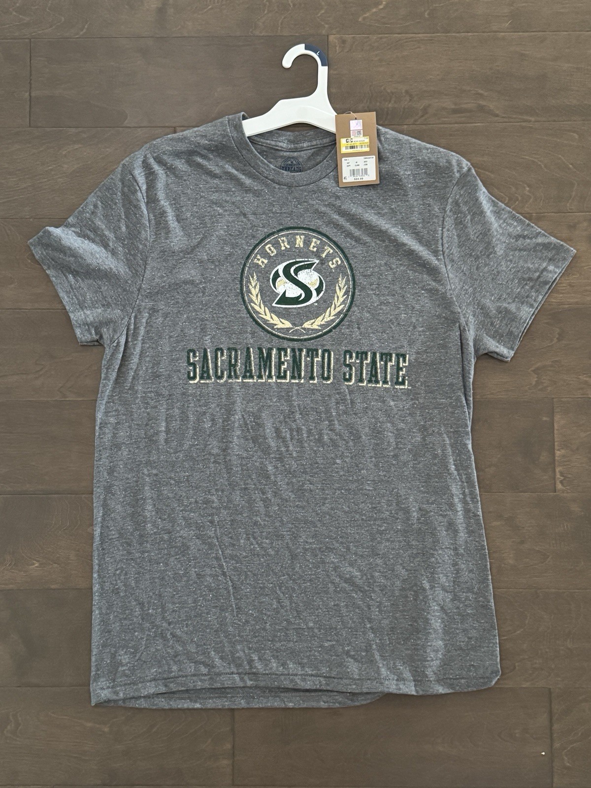 NCAA Sacramento State Hornets Men\'s Bi-Blend T-Shirt - Large