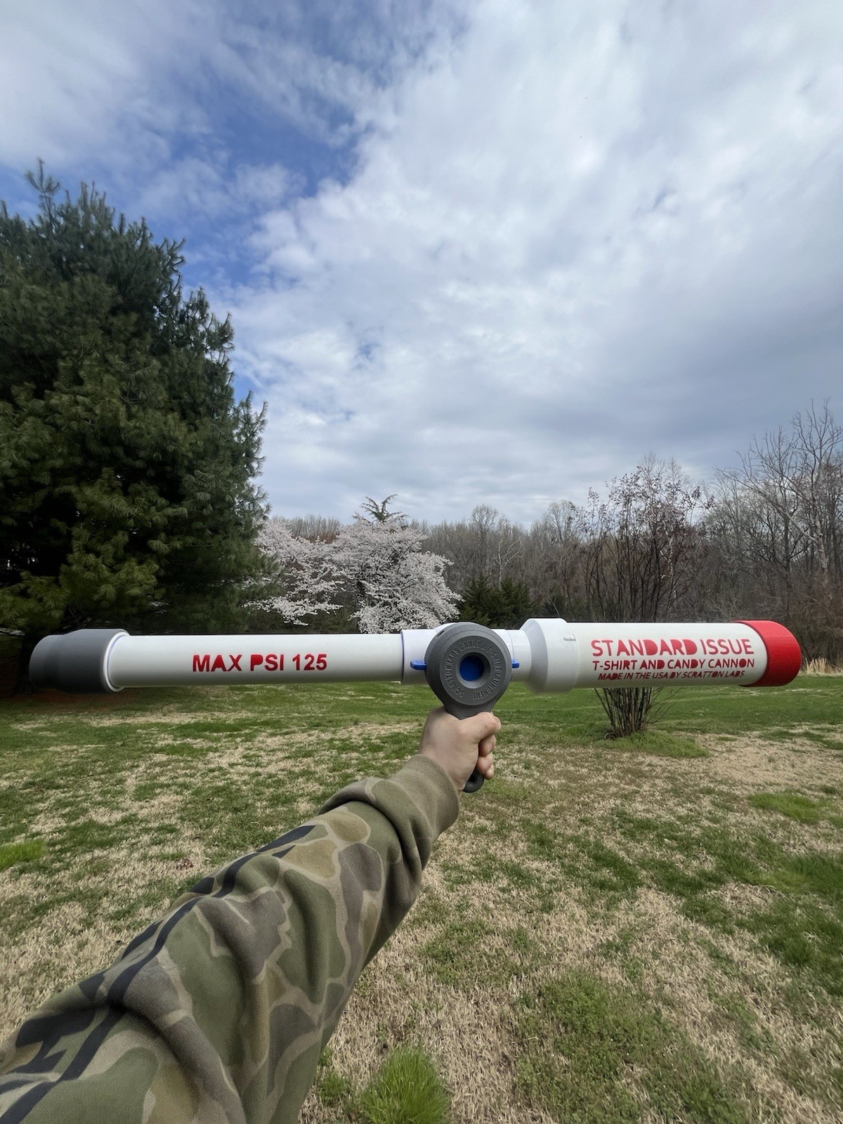 T-Shirt Launcher And Candy cannon  - Air Powered Standard Issue Launcher 100ft+
