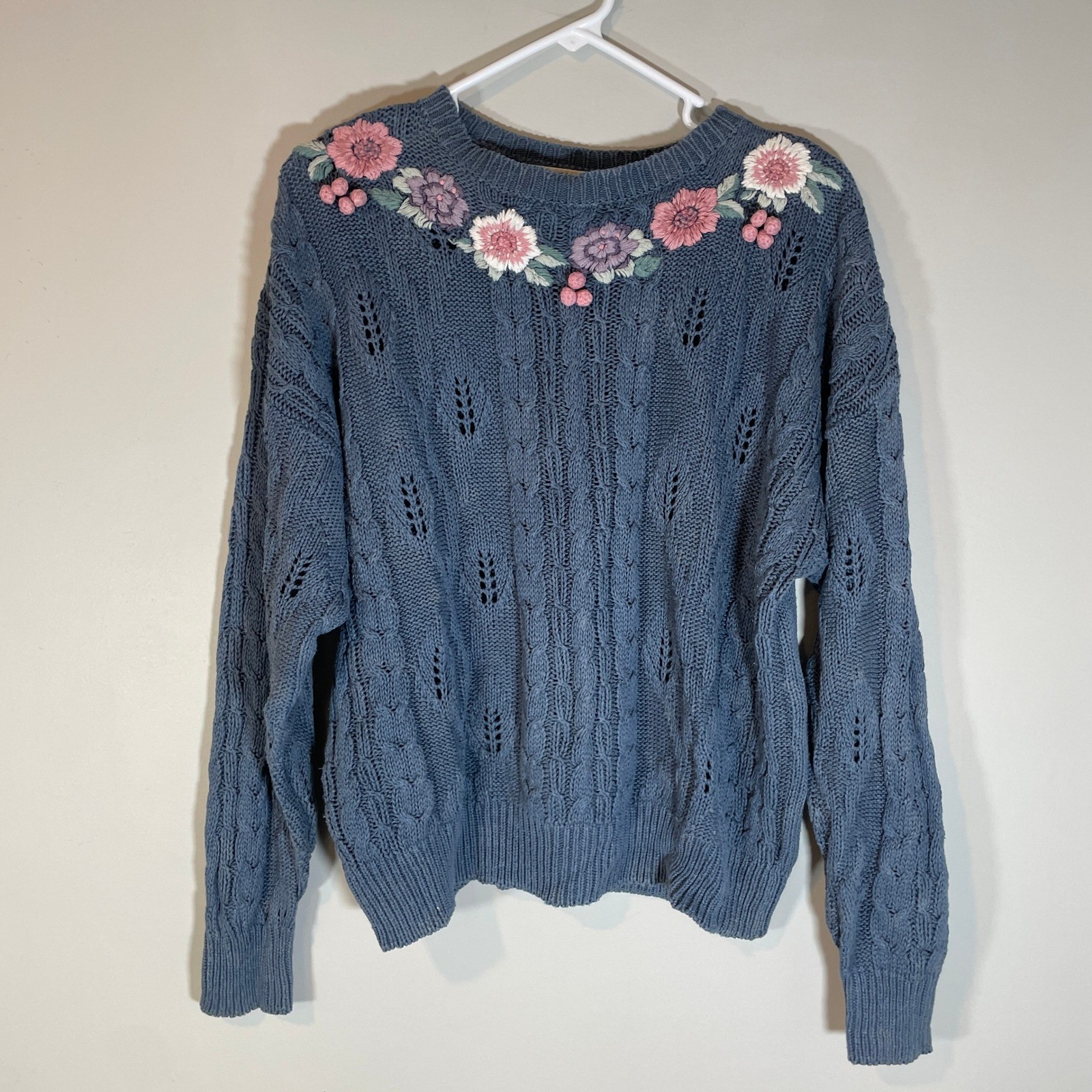 VTG Gabrielle\'s Choice Blue Floral Embroidered Cable Knit Sweater L Cottagecore