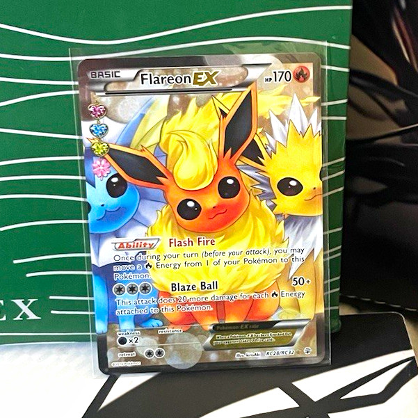 The Pokémon Company Flareon EX RC28/RC32 Generations Full Art Holo UR 170 HP ENG The Pokémon Company Flareon EX RC28/RC32 Generations Full Art Holo UR 170 HP ENG