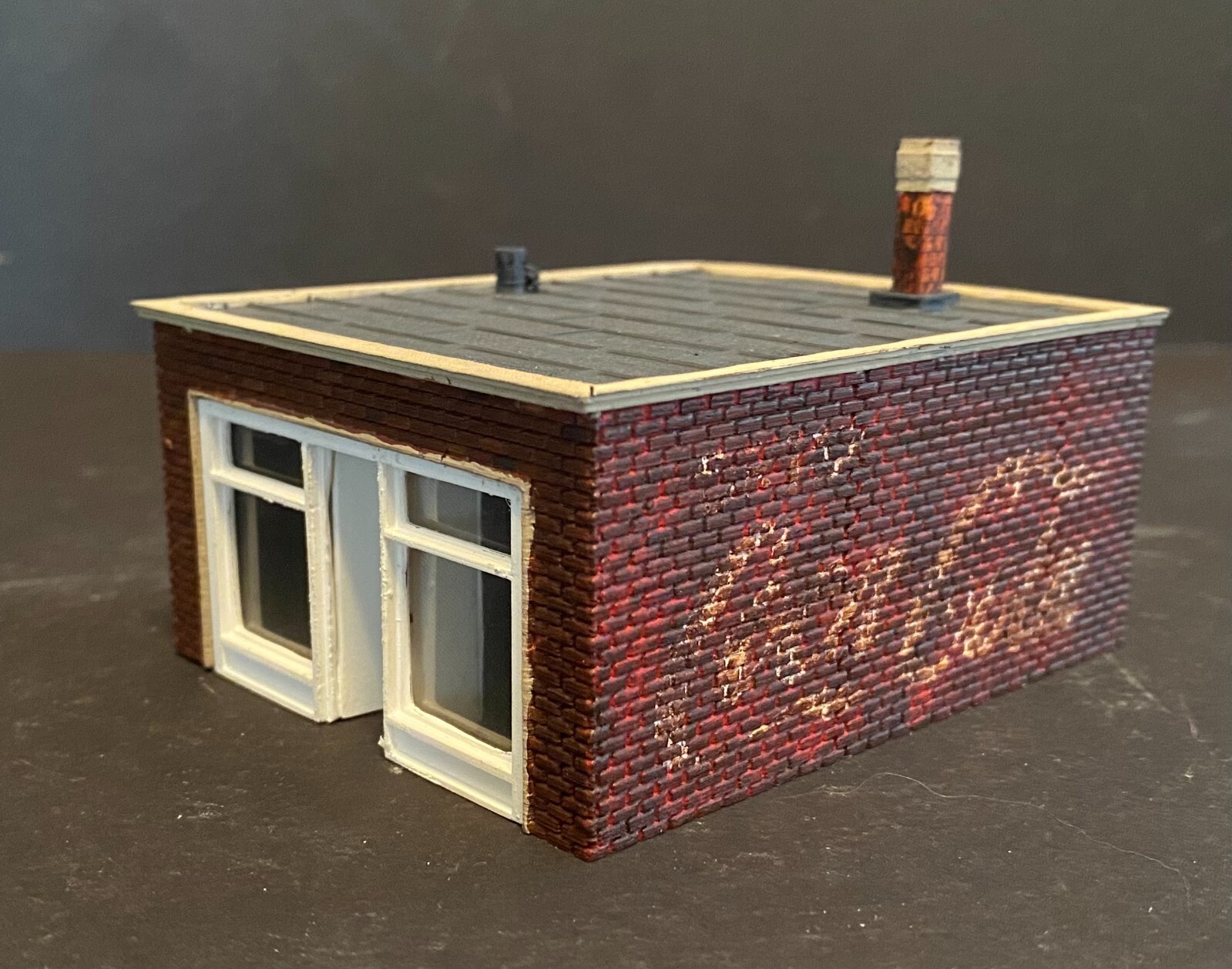 HO Scale Commercial Small Single Story Building Model Kit 1:87 Scale Kit HO Scale Commercial Small Single Story Building Model Kit 1:87 Scale Kit