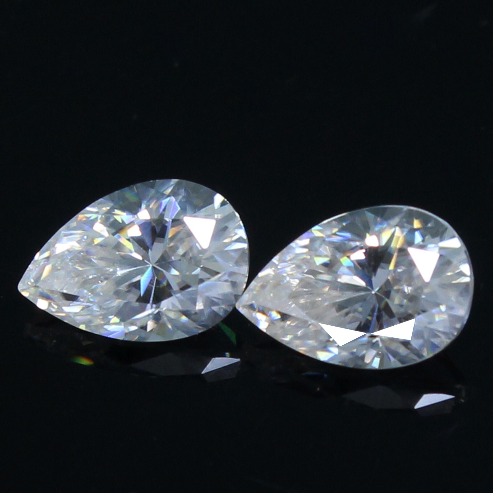 Natural 0.60 Ct D Color VVS1 Excellent Cut 6x4 mm Pear Pair Loose White Diamond