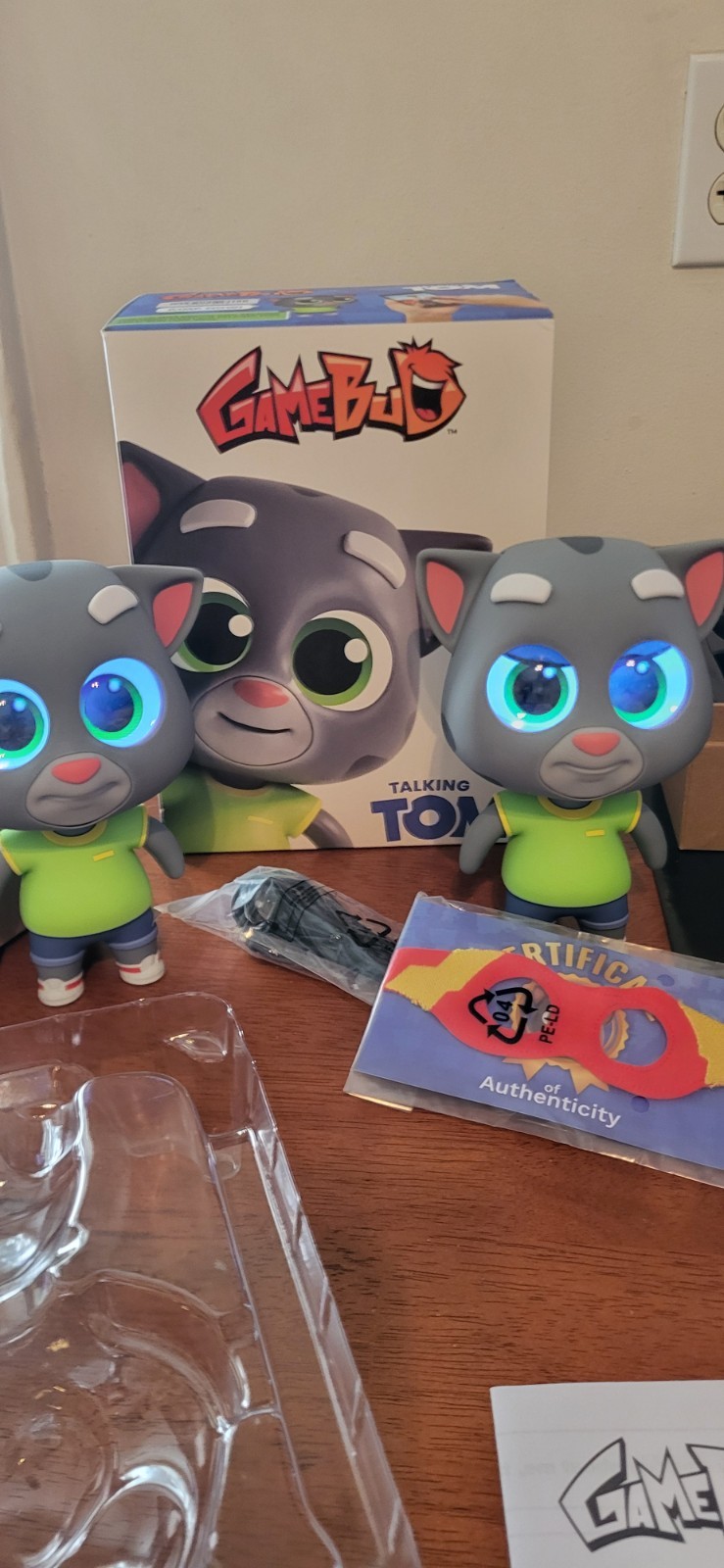 Gamebud Talking Tom Electronic Toy Cat    *** Please Read ***   IT TALKS 