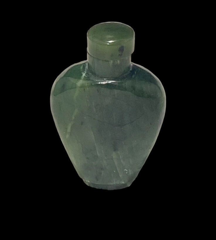 19th Century Chinese Spinach Green Jade Snuff Bottle Tapered Spade Form