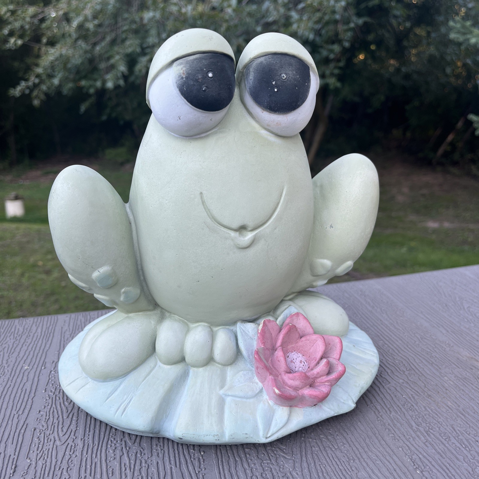 Vintage Precious Moments Frog And Flower Garden Statue ~ 1998 ~ Rare ~
