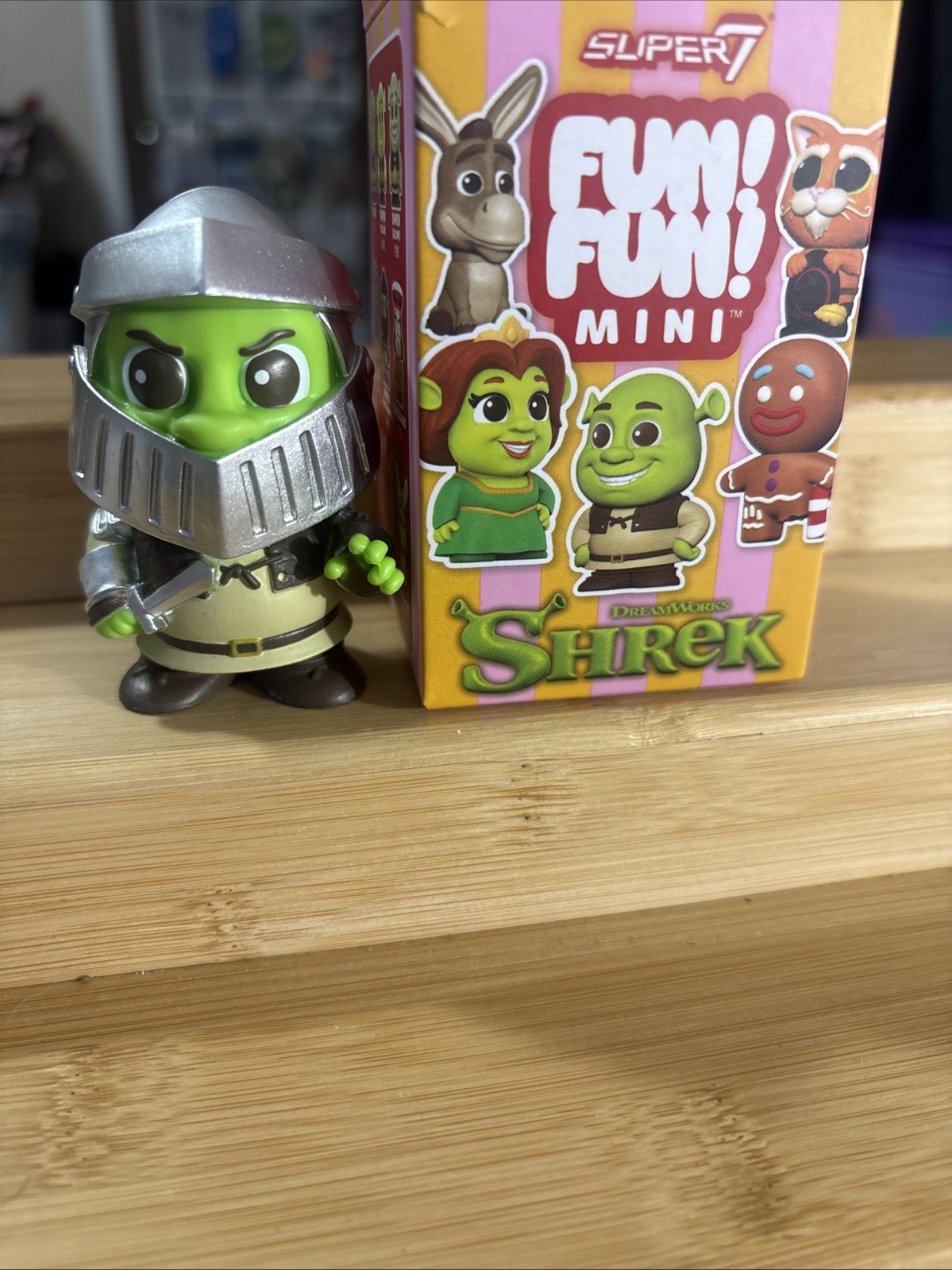 Shrek Dreamworks Shrek Armor FUN FUN Super7 2.5 Shrek Dreamworks Shrek Armor FUN FUN Super7 2.5