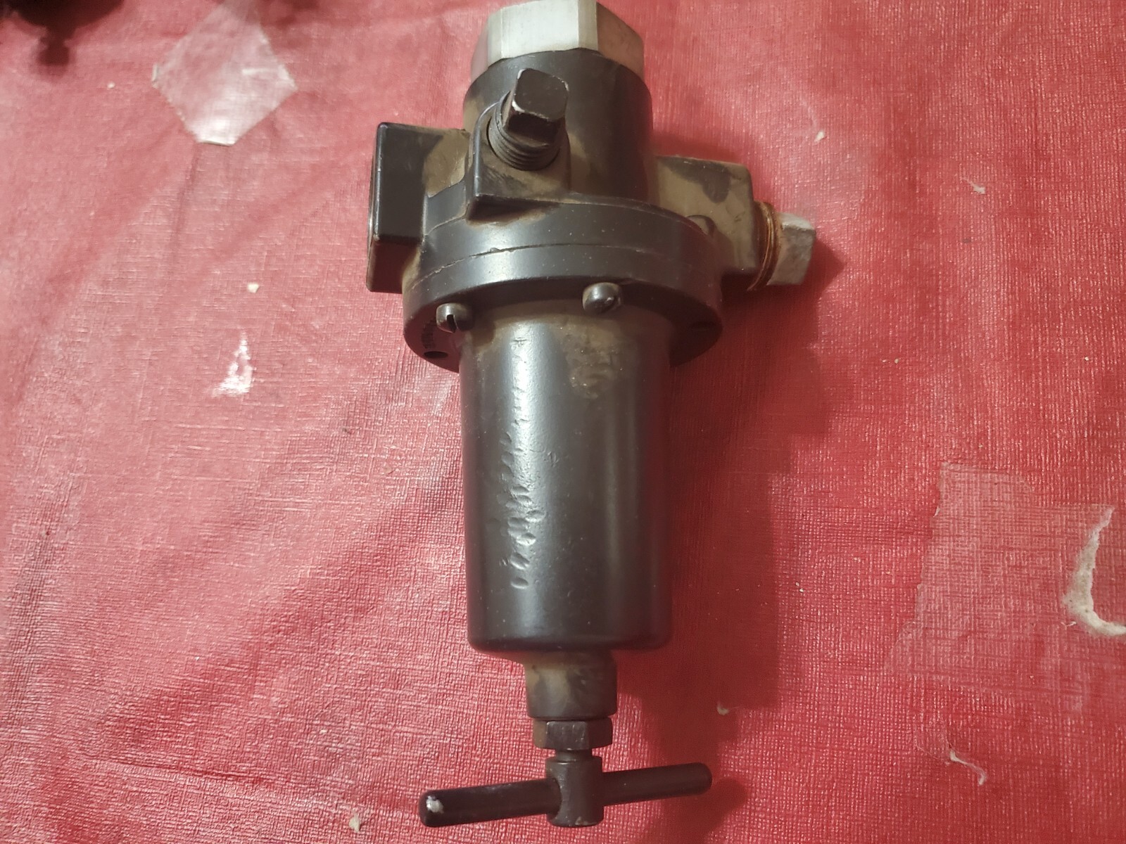 Vintage Alemite 323300 250 PSI Inlet Air Pressure Regulator *** Appears Rebuilt