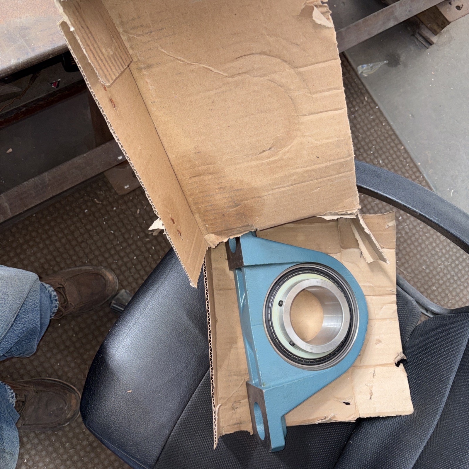 1 NEW DODGE 126823 2 BOLT PILLOW BLOCK W/ 3-7/16\