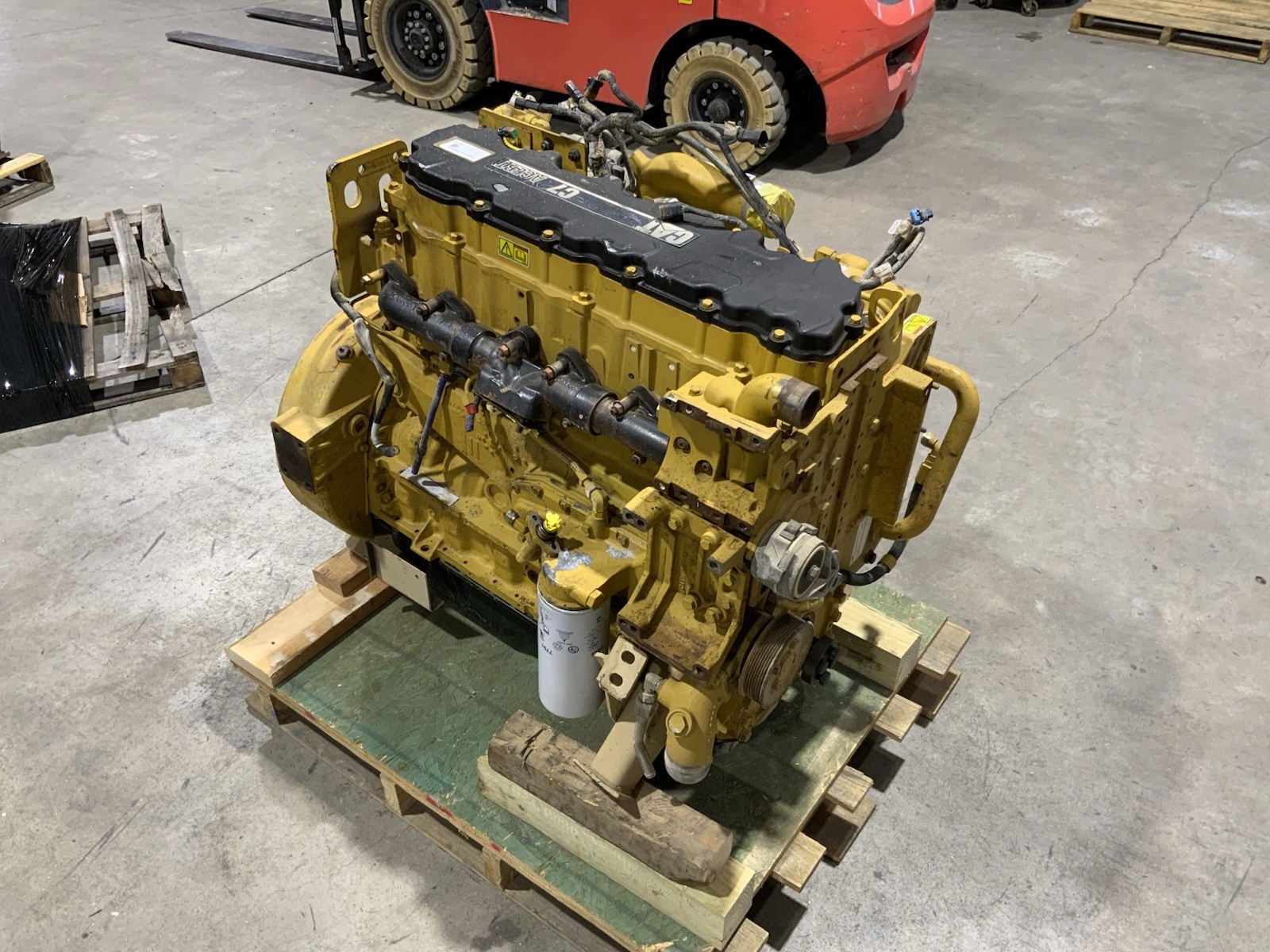 Military TAKE OUT Caterpillar CAT C7 7.2L Diesel Engine 330HP UNKNOWN Military TAKE OUT Caterpillar CAT C7 7.2L Diesel Engine 330HP UNKNOWN