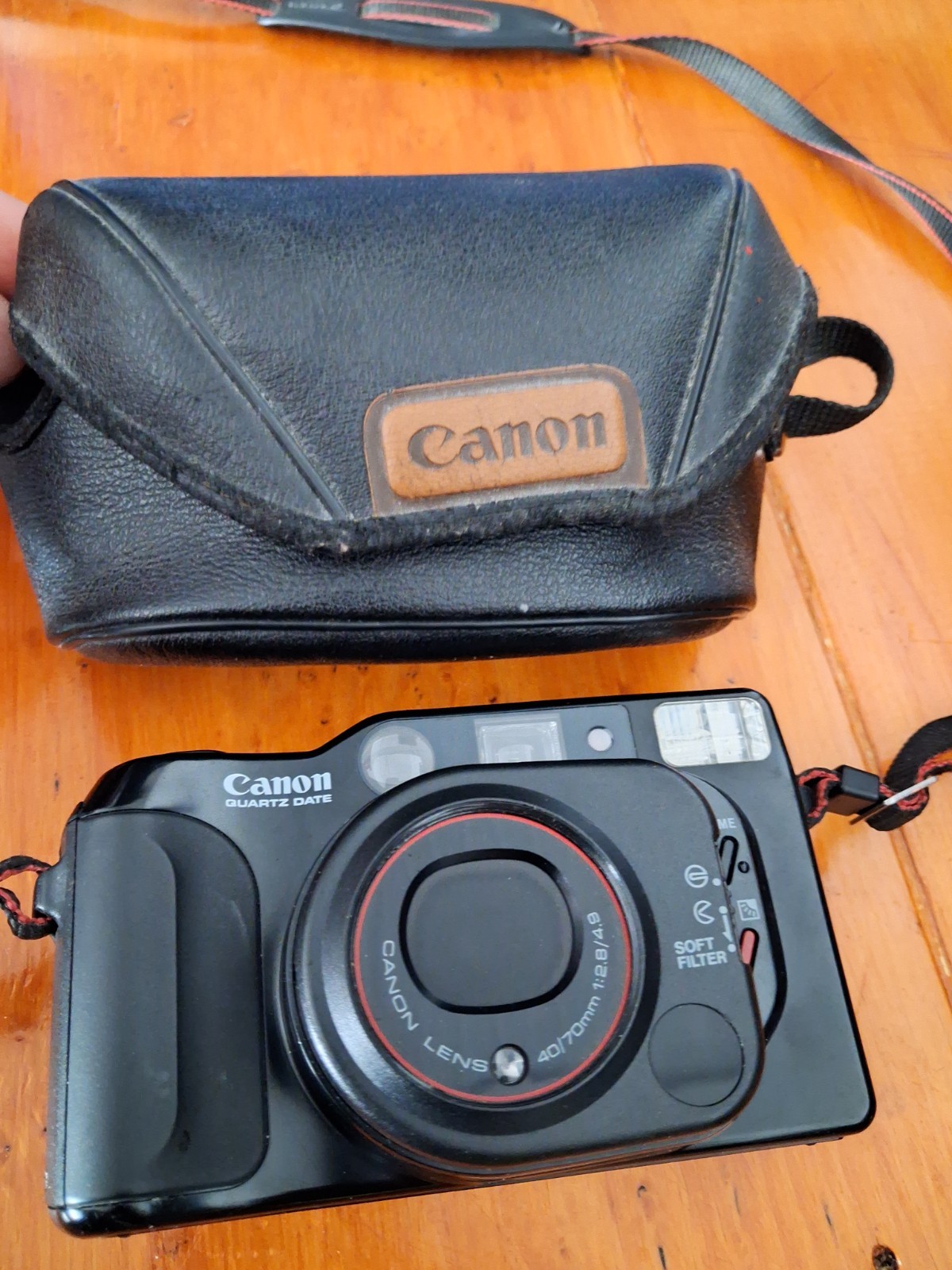 Canon Sure Shot Tele 35mm Camera (40mm/70mm f/2.8/f/4.9 Lens) with Case Canon Sure Shot Tele 35mm Camera (40mm/70mm f/2.8/f/4.9 Lens) with Case
