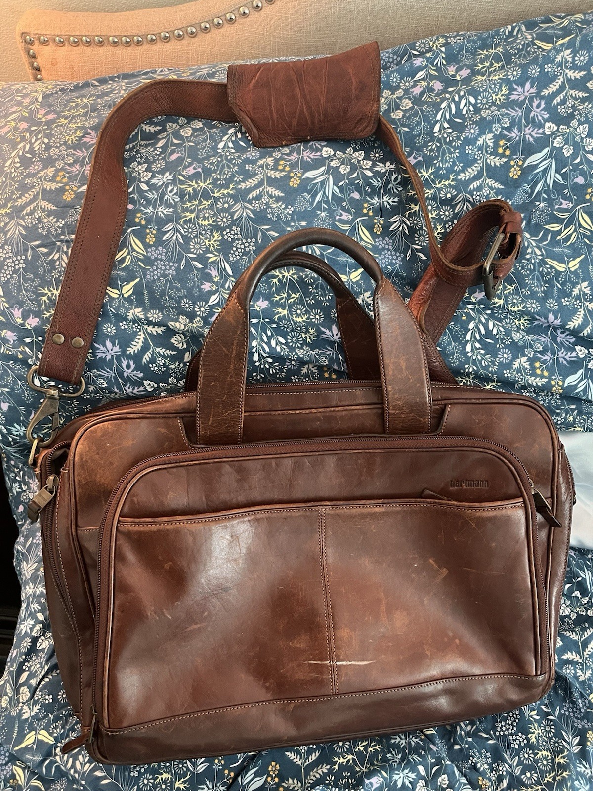 Hartmann Reserve Brown Leather Expandable Briefcase Messenger Bag