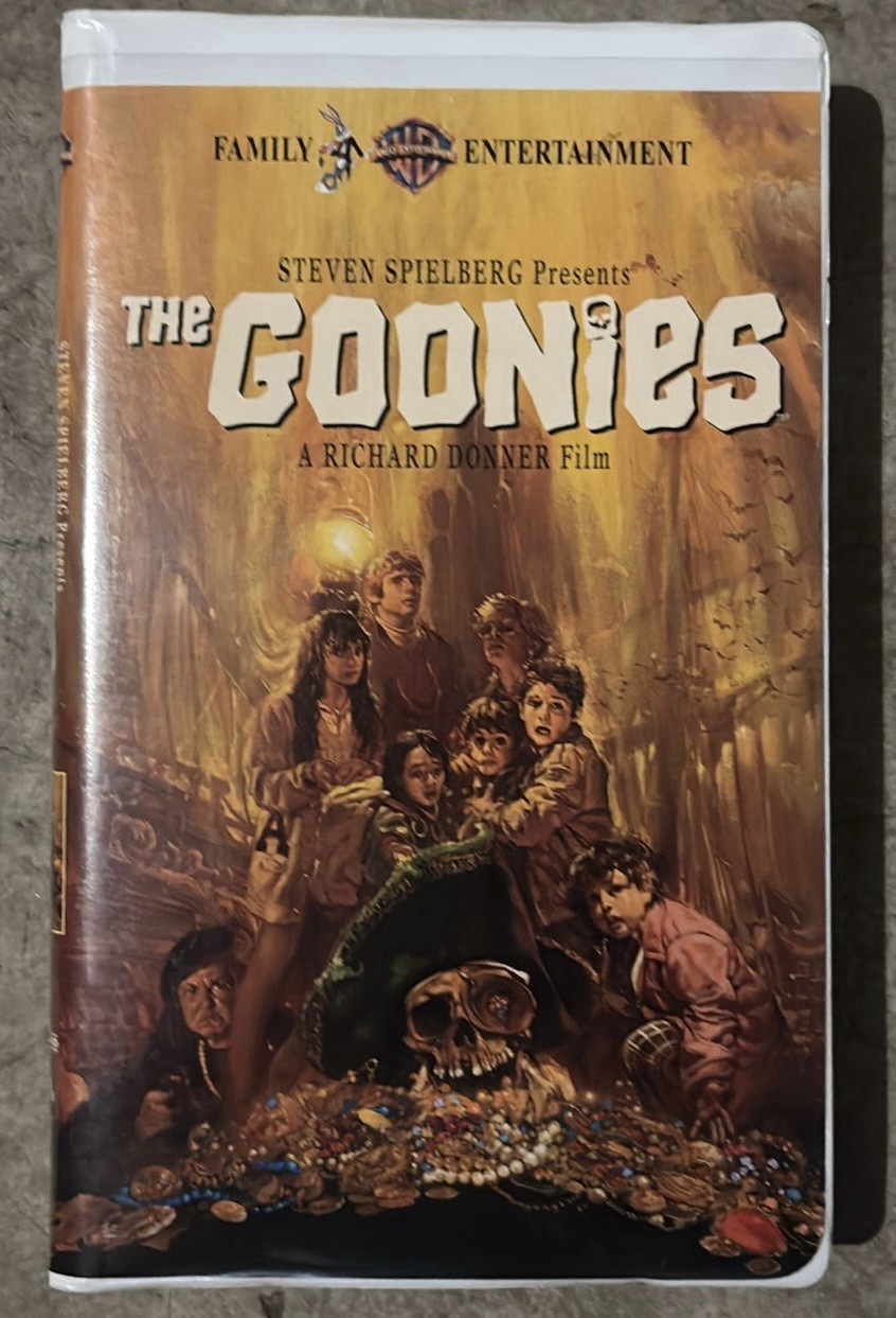 Vintage The Goonies VHS 1985 Adventure Family Movie PG 114m Warner Home Video