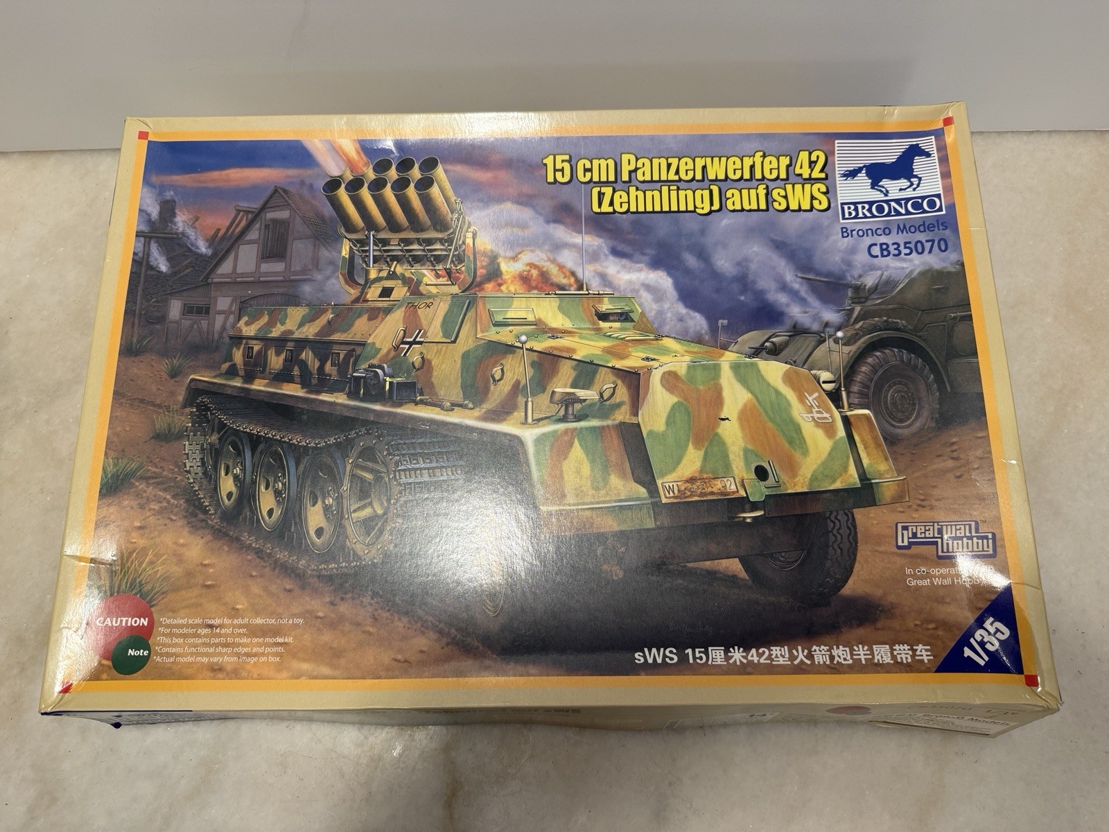 Bronco Models 1:35 Scale 15cm Panzerwerfer 42 SWS model kit CB35070