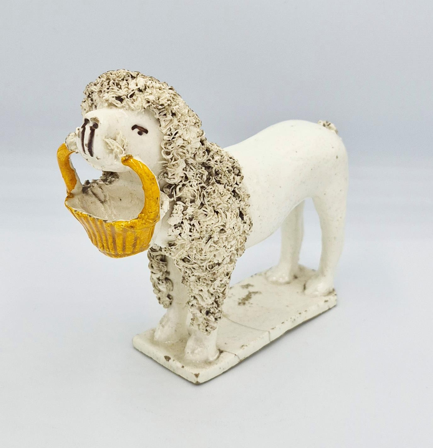 RARE GEORGIAN PRATTWARE / CREAMWARE POODLE & BASKET FIGURE c1800