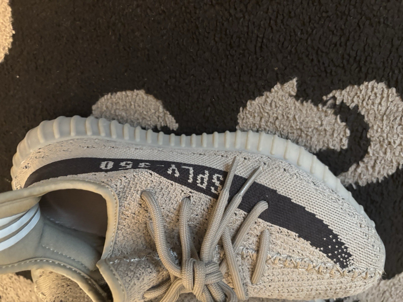 adidas Yeezy Boost 350 V2 Gray/Black Low Top Lace-Up Boost Sneakers Pre-Owned adidas Yeezy Boost 350 V2 Gray/Black Low Top Lace-Up Boost Sneakers Pre-Owned