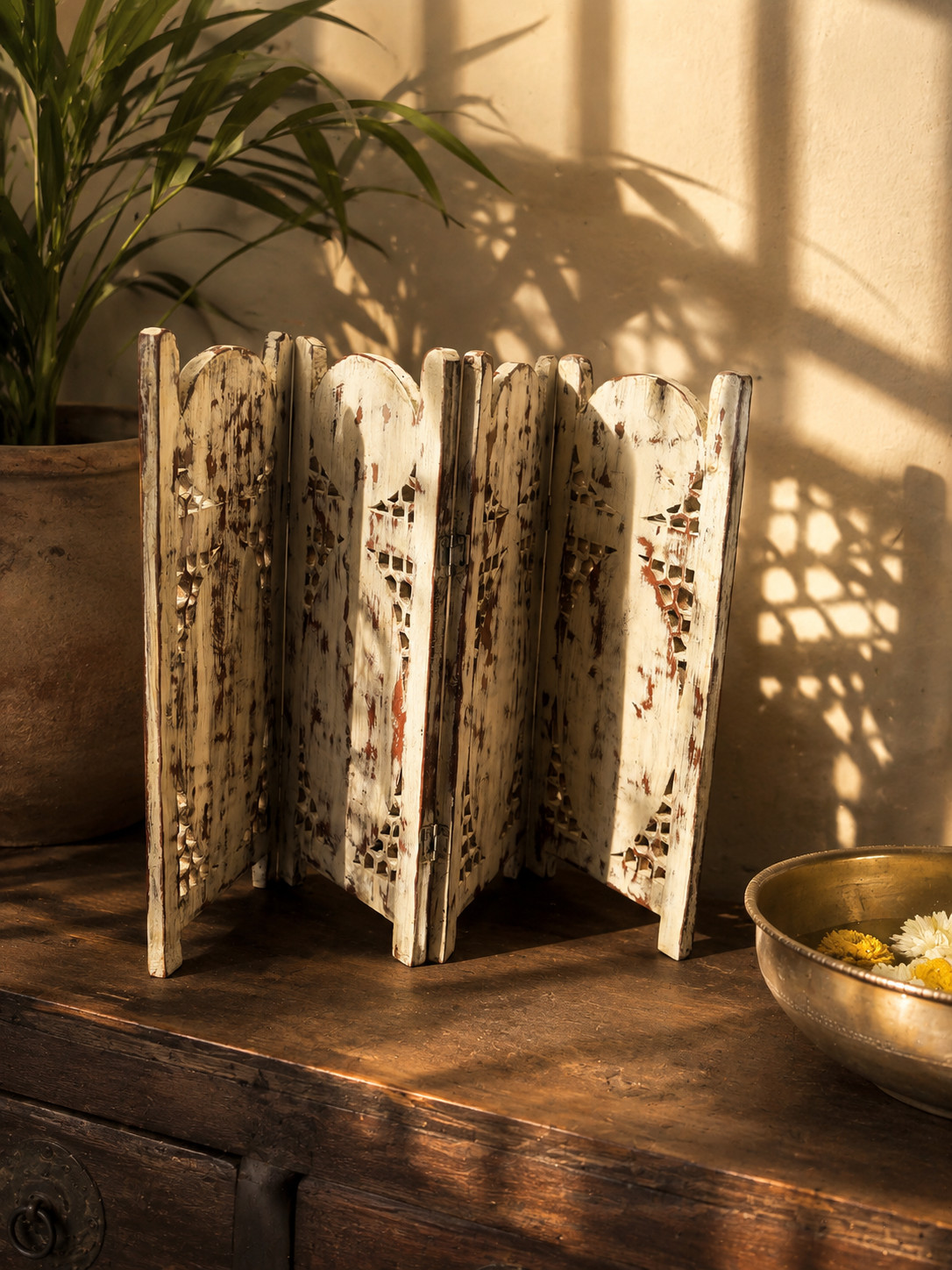 White Wooden Folding Screen Hand Carved Jali Tabletop Divider Indian Decor White Wooden Folding Screen Hand Carved Jali Tabletop Divider Indian Decor