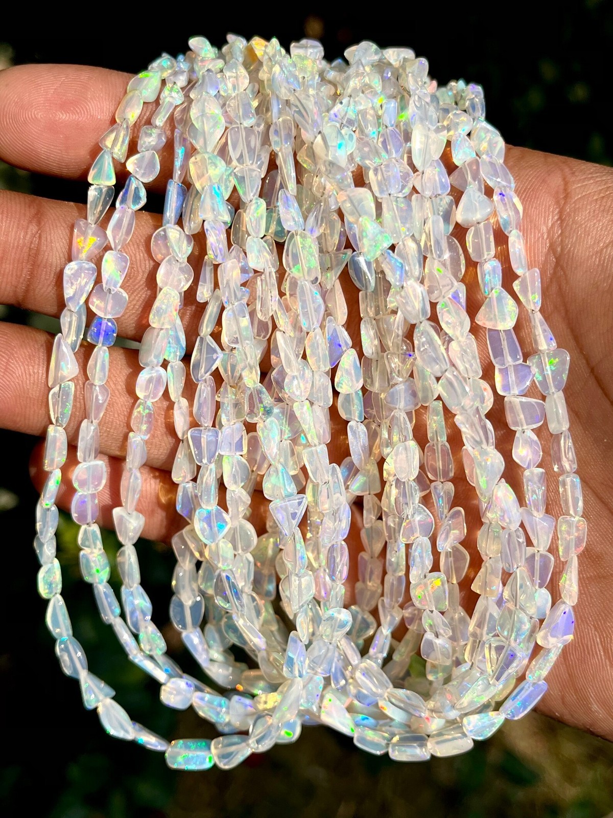 Ethiopian Opal Beads Strand: Natural Multi Fire Gemstone Nuggets (3x4-5x7 mm) 8\'