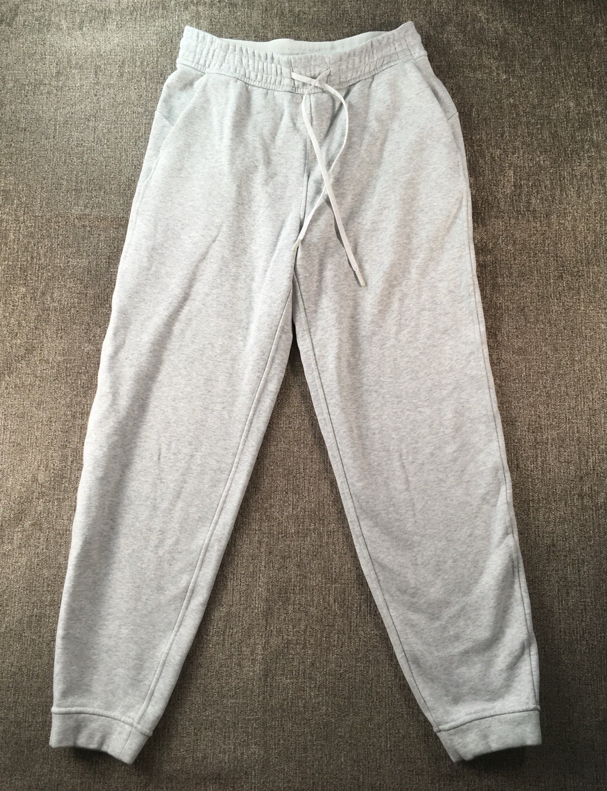 Lululemon Scuba High-Rise Jogger Sweatpants Womens Size 6 White Bone