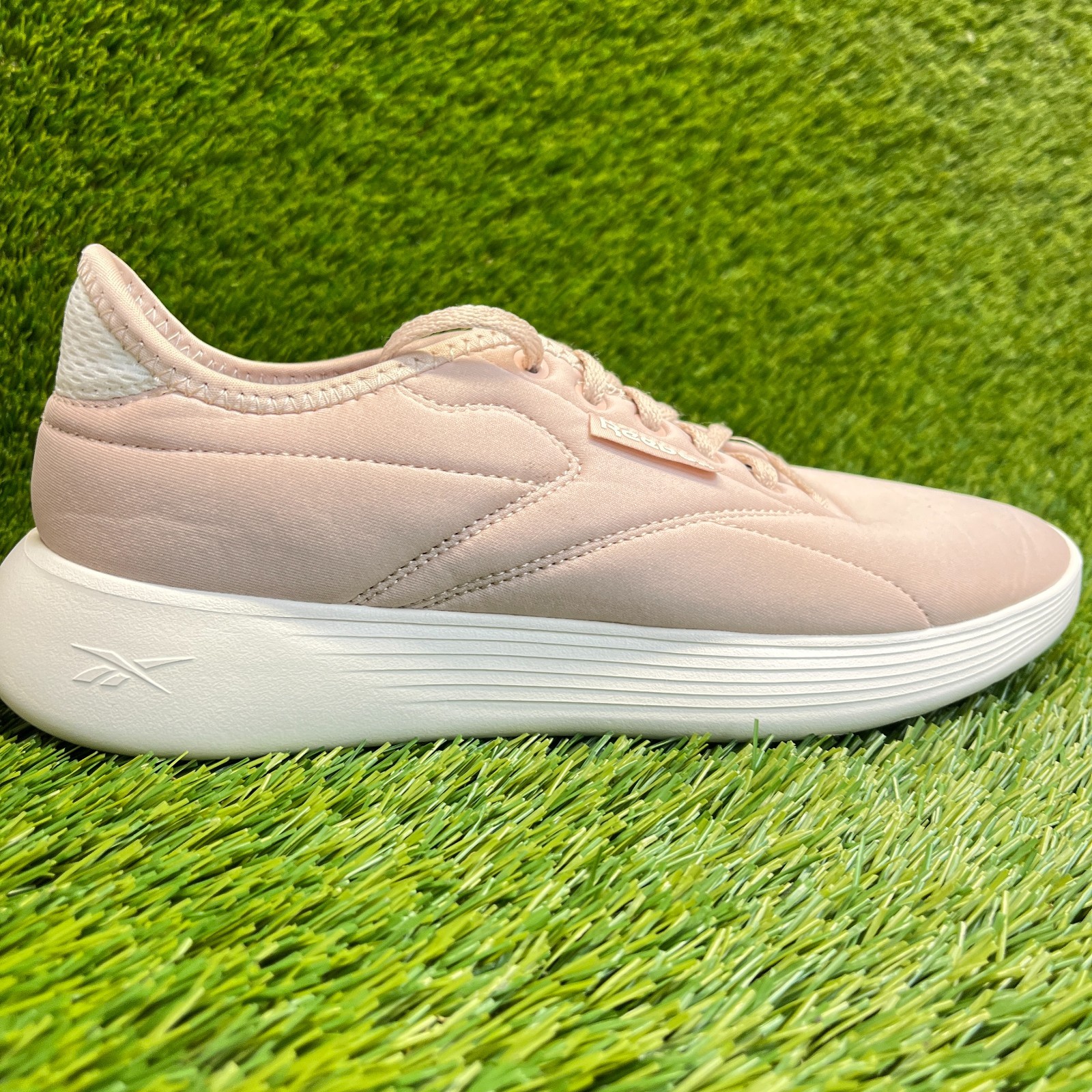 Reebok Active Lite Womens Size 8.5 Pink White Athletic Running Shoes Sneakers