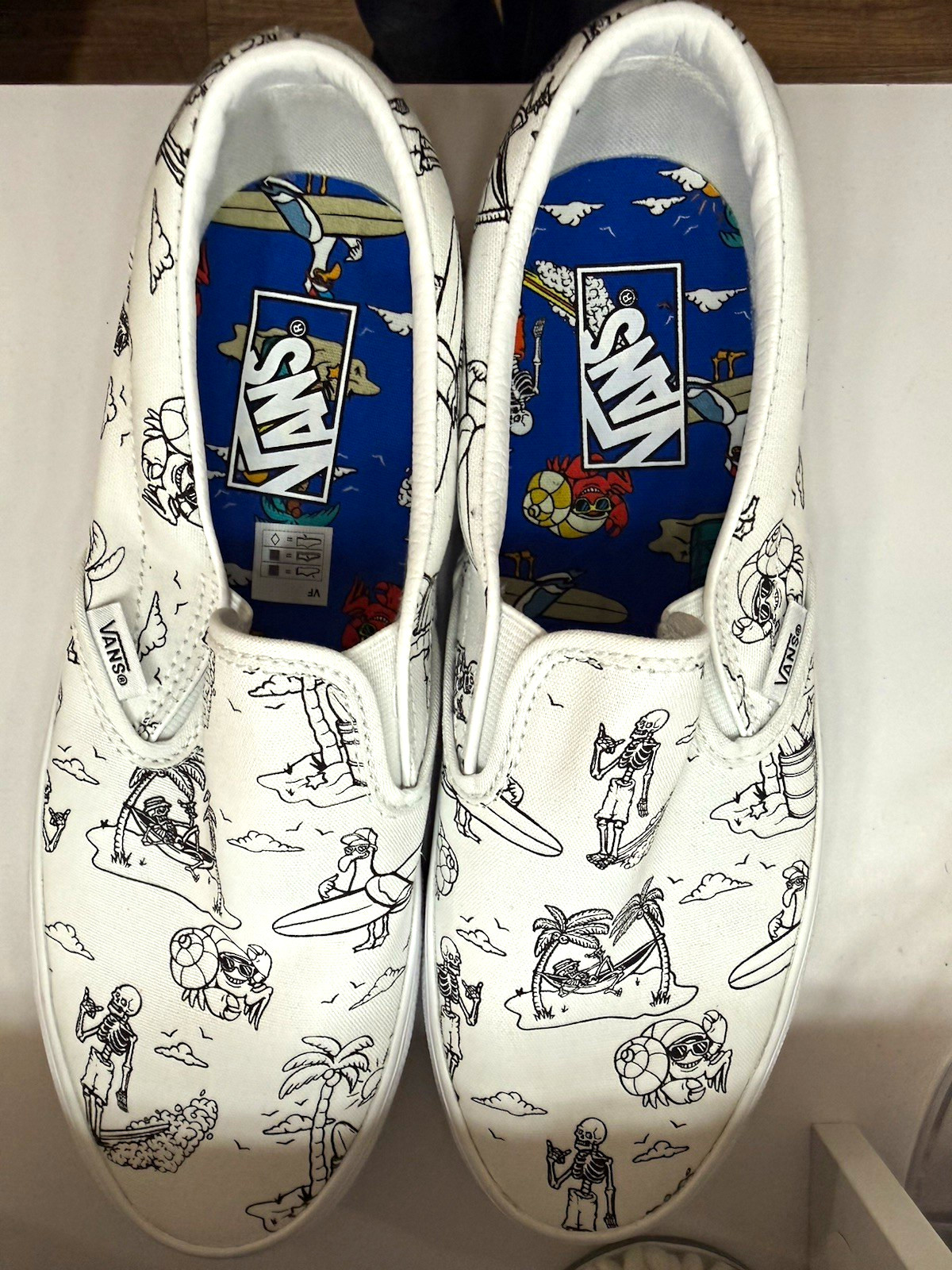 VANS Classic Slip-On SpongeBob Graphic Print Canvas White/Black Men’s US 7