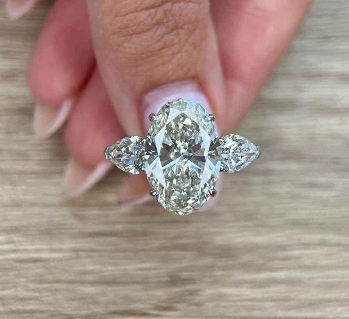 IGI 4 Ct Oval F/VS1 Lab Grown Diamond Women Gift Promise Ring 14K White Gold