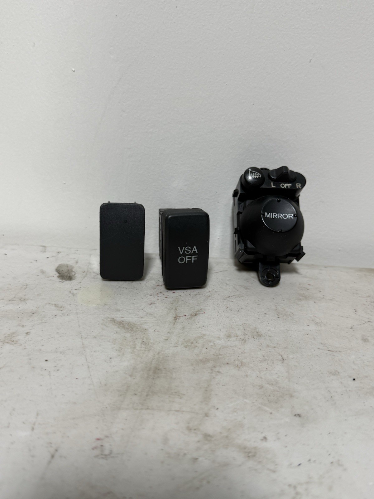 OEM 2004-2006 Acura TL 3.2L POWER HEATED MIRROR SWITCH SET OEM 2004-2006 Acura TL 3.2L POWER HEATED MIRROR SWITCH SET