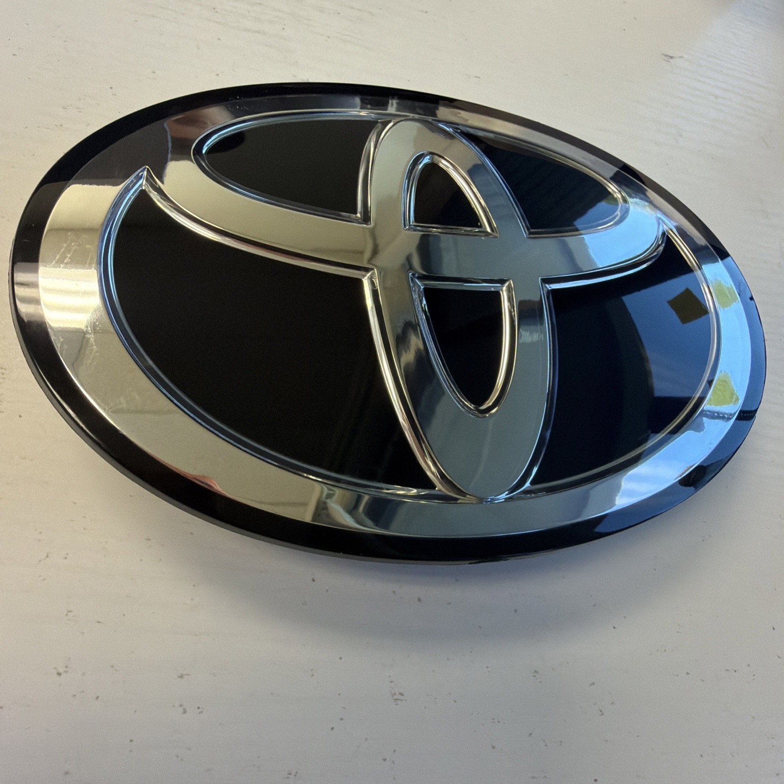 2019-2021 Toyota Tundra Front Grille Radar Compatible Emblem Logo 9097502159