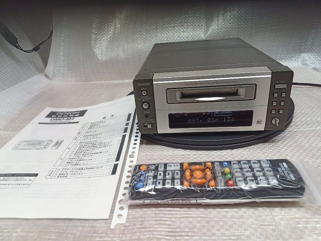 DENON DMD-M7 MiniDisc MD Recorder Deck Hi-Fi Audio Player with Manual Japan