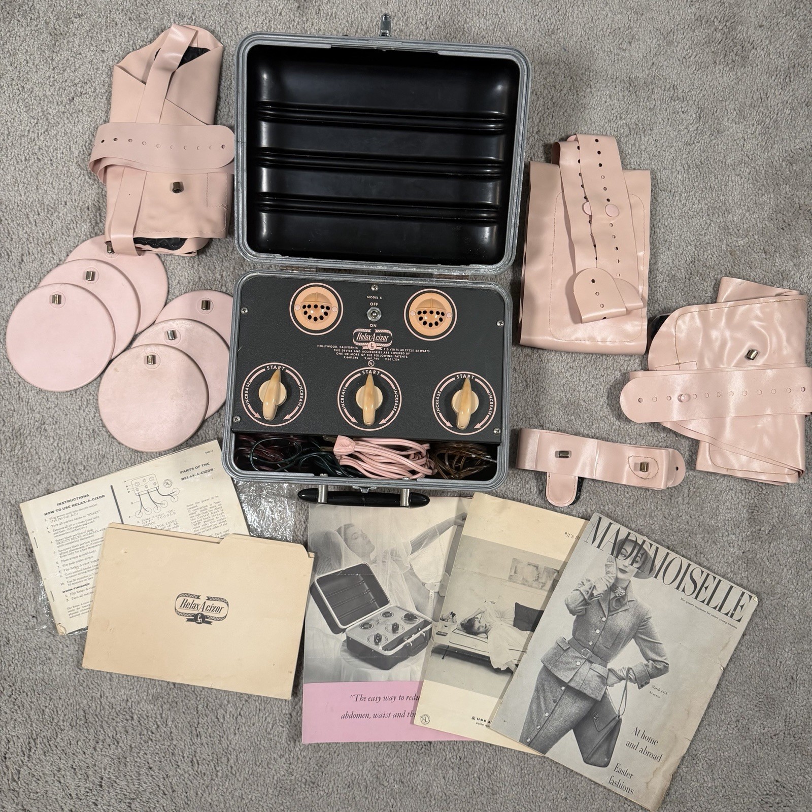 Relax-A-Cizor Muscle Stimulation Device Model 5 Case Accessories Vintage 1960s