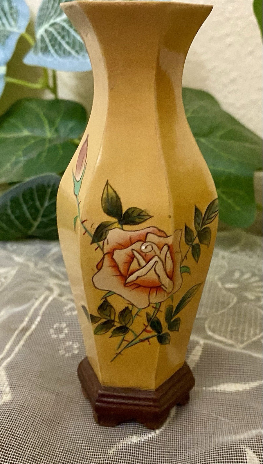 Hand Carved Chinese Haungyang Wood Vase Hand Carved Chinese Haungyang Wood Vase