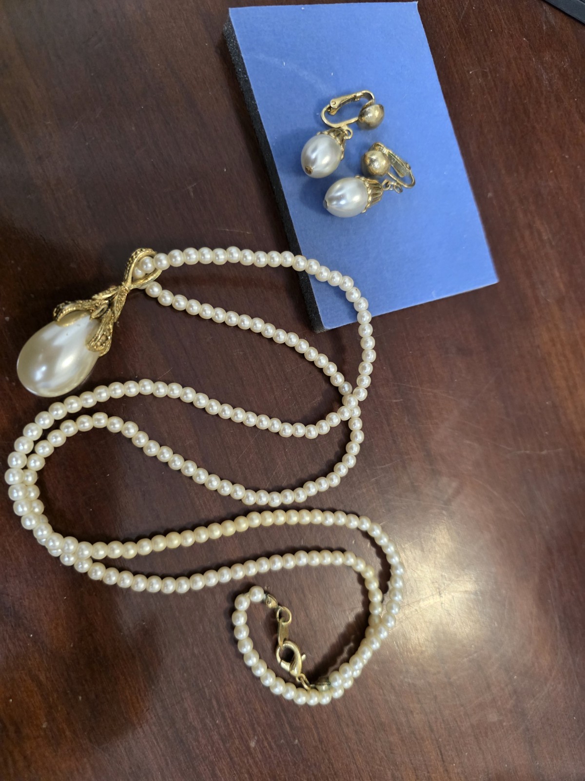 Vintage 1928 Faux Pearl Necklace 20\
