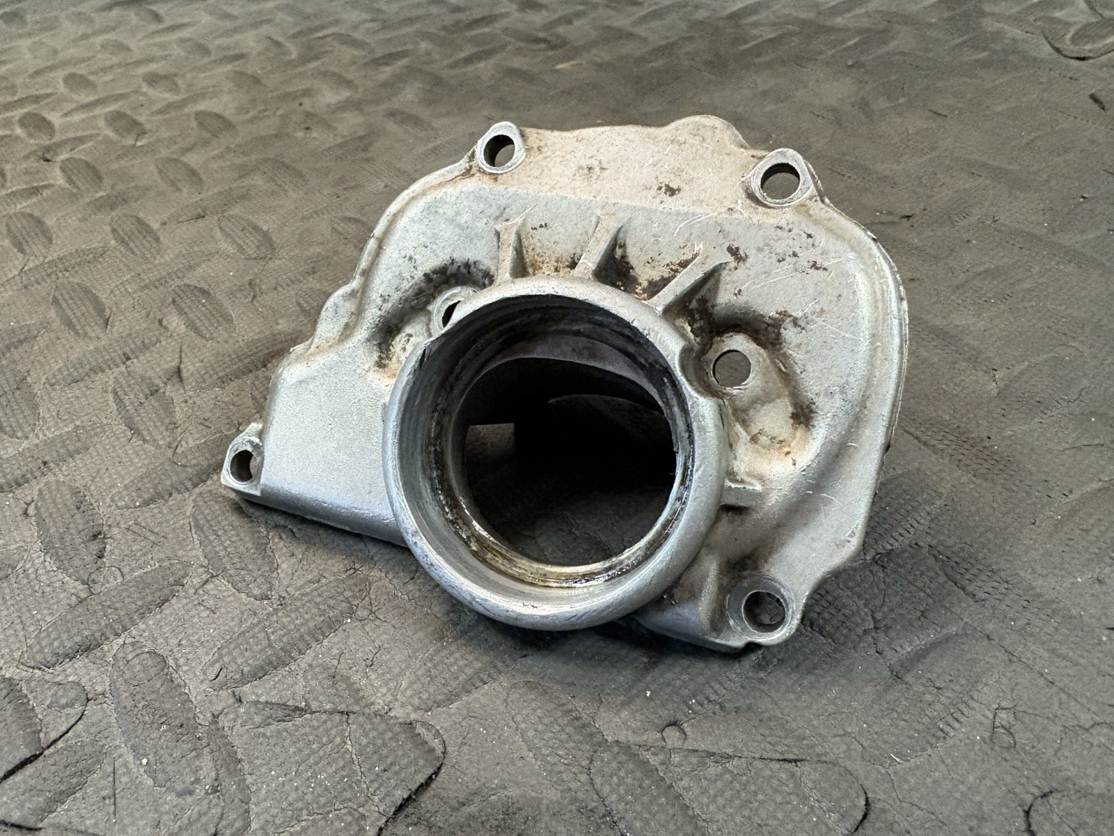 1998 98 KTM 200 EXC OEM CYLINDER EXHUAST INTERMEDIATE FLANGE 52337001000