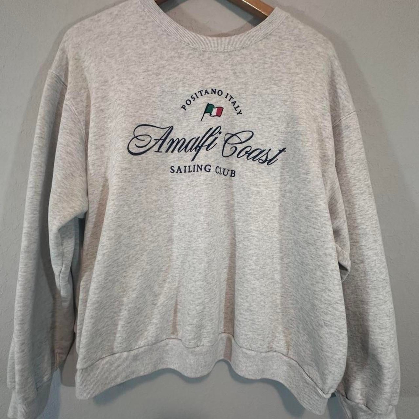 Hollister-co Women\'s Grey Sweatshirt Hollister-co Women\'s Grey Sweatshirt