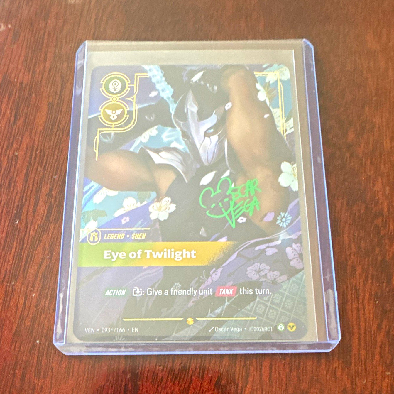 Riot Games Shen Eye of Twilight Signature Foil 193/166 VEN English Riot Games Shen Eye of Twilight Signature Foil 193/166 VEN English