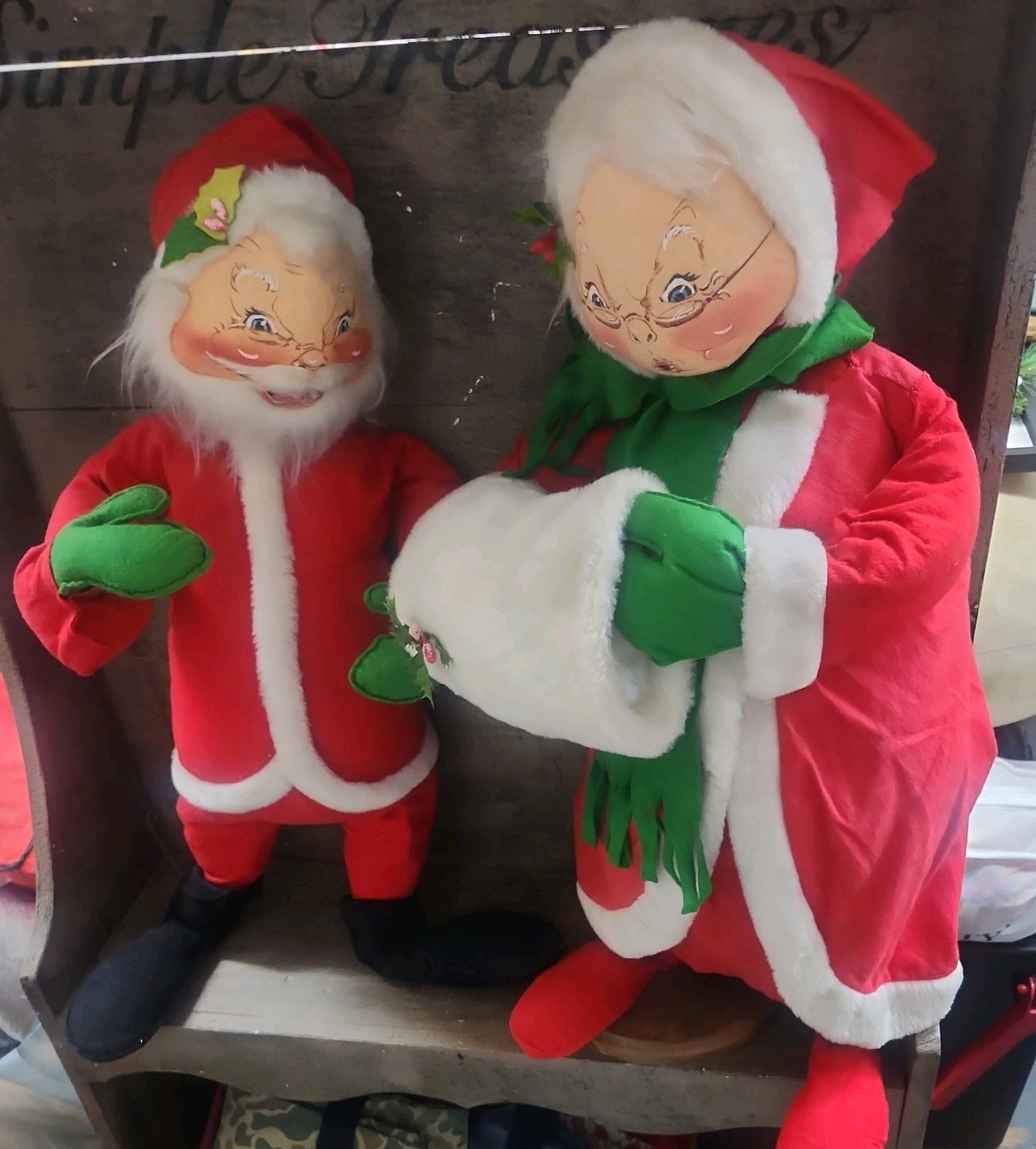 Annalee Mobilitee Dolls Santa & Mrs Claus Large 31\